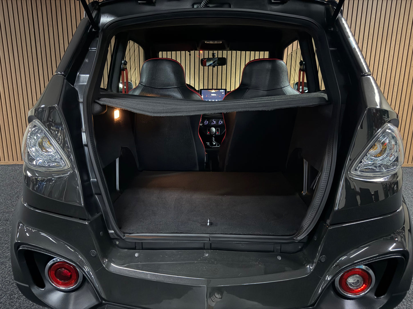 Chatenet CH46 R Line | Gr. Multi-Media |  Apple Carplay/Android | 8 PS leiser DCI Motor | 45 km/h | Rückfahrkamera | Innerhalb 250 KM Kostenlose Lieferung | Mopedauto | Leichtmobile