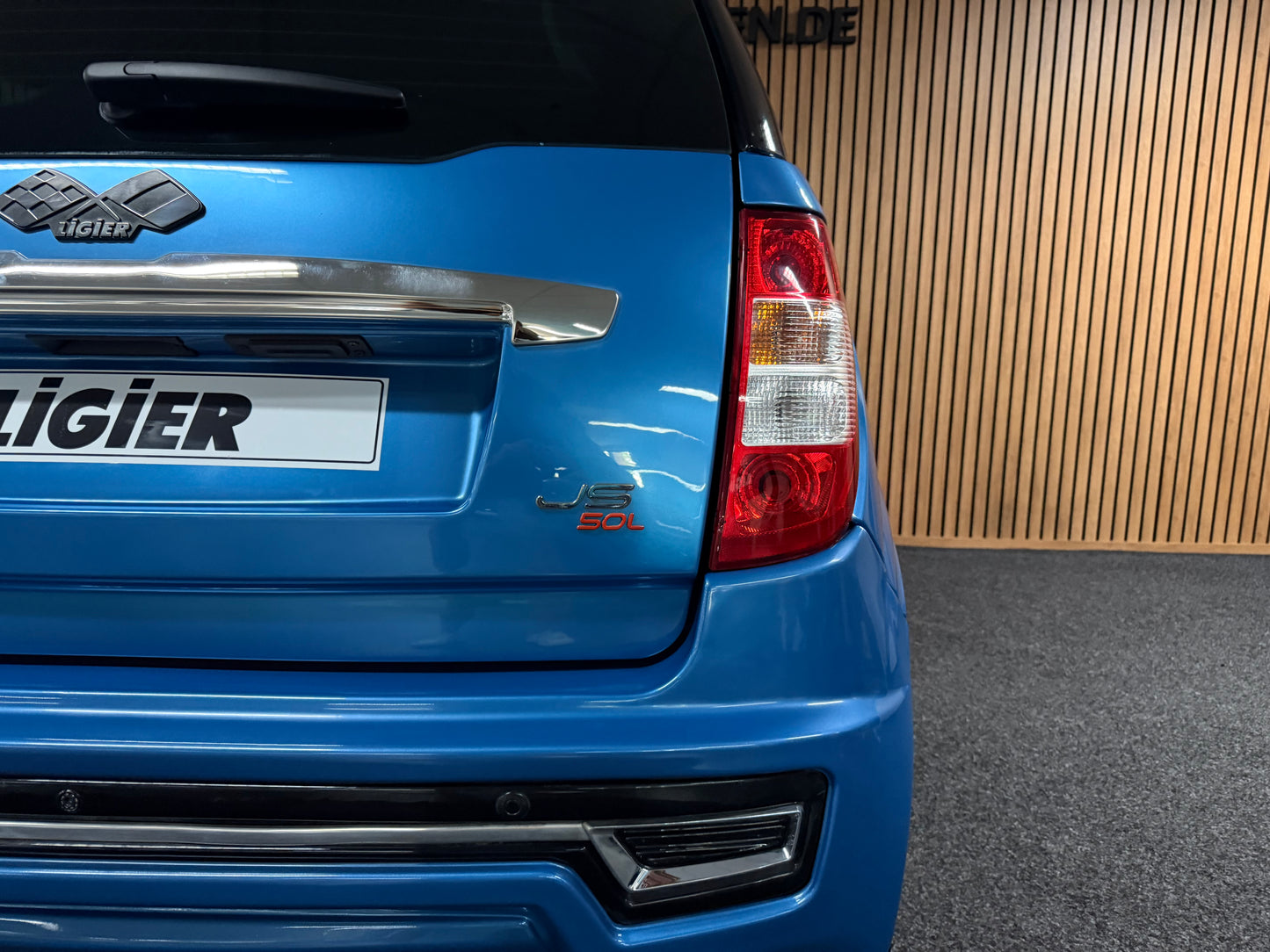 Ligier JS50L (LONG) Elegance *NETT* | 8 PS DCI Leiser Motor | 45 km/h | Rückfahrkamera | Innerhalb 250 KM Kostenlose Lieferung | Mopedauto | Leichtmobile
