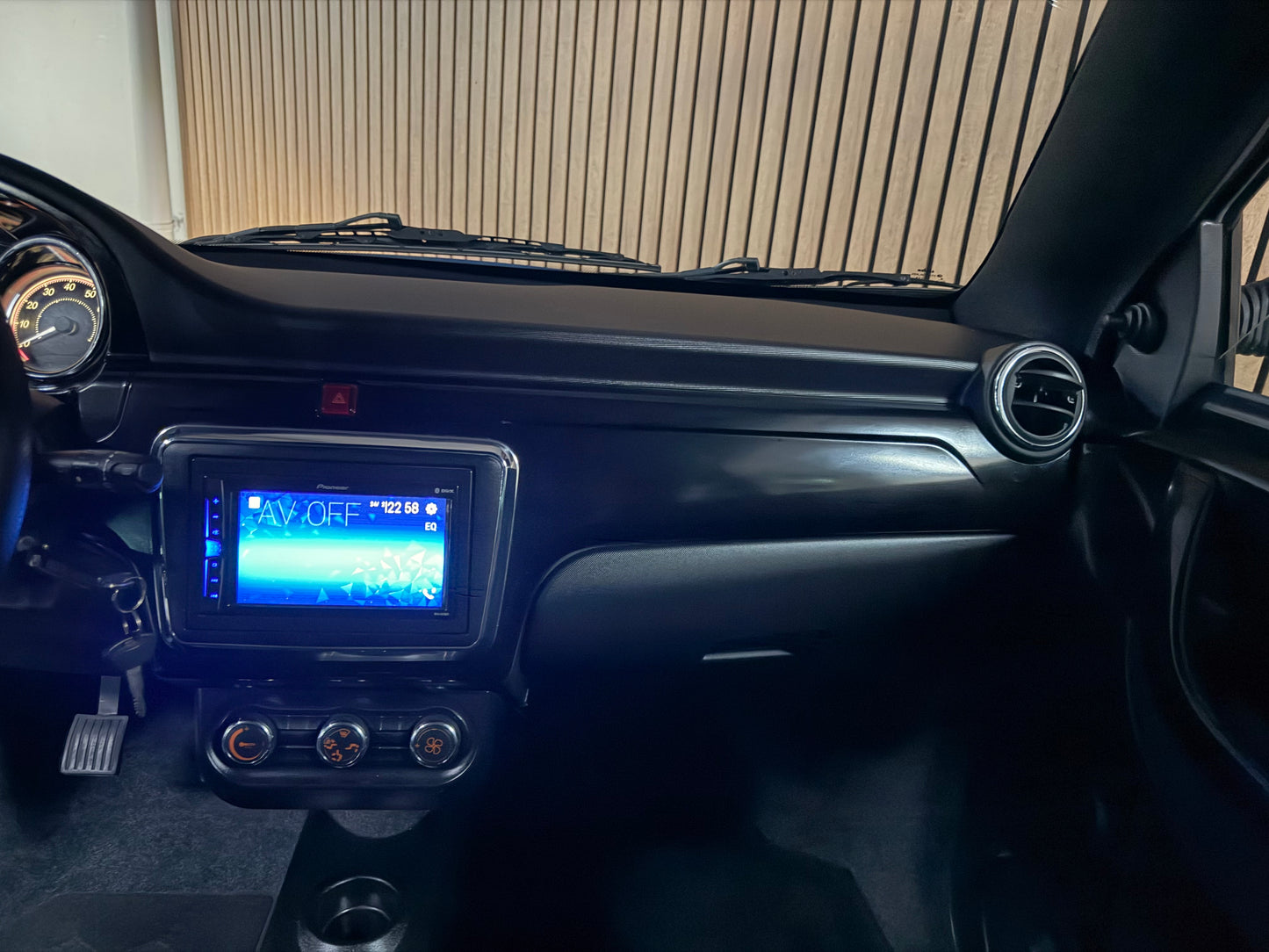 Ligier JS50L (LONG) Elegance *NETT* | 8 PS DCI Leiser Motor | 45 km/h | Rückfahrkamera | Innerhalb 250 KM Kostenlose Lieferung | Mopedauto | Leichtmobile