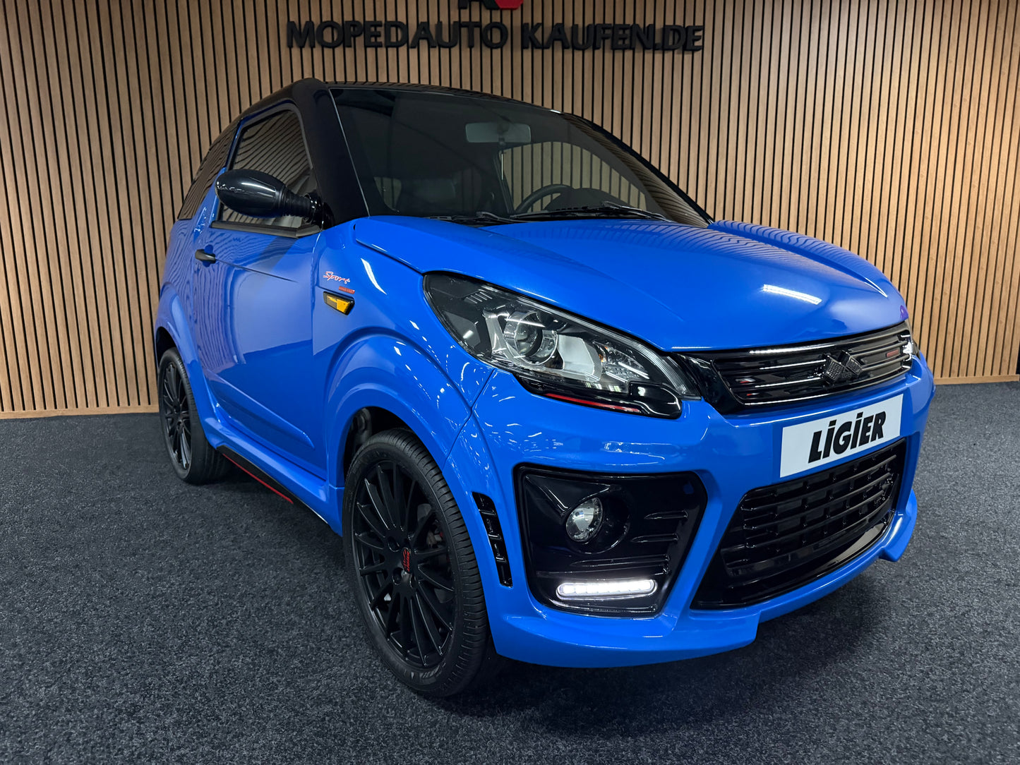 Ligier JS50 Ultimate Sport | Servo | 8 PS DCI Leiser Motor | 45 km/h | Rückfahrkamera | Innerhalb 250 KM Kostenlose Lieferung | Mopedauto | Leichtmobile