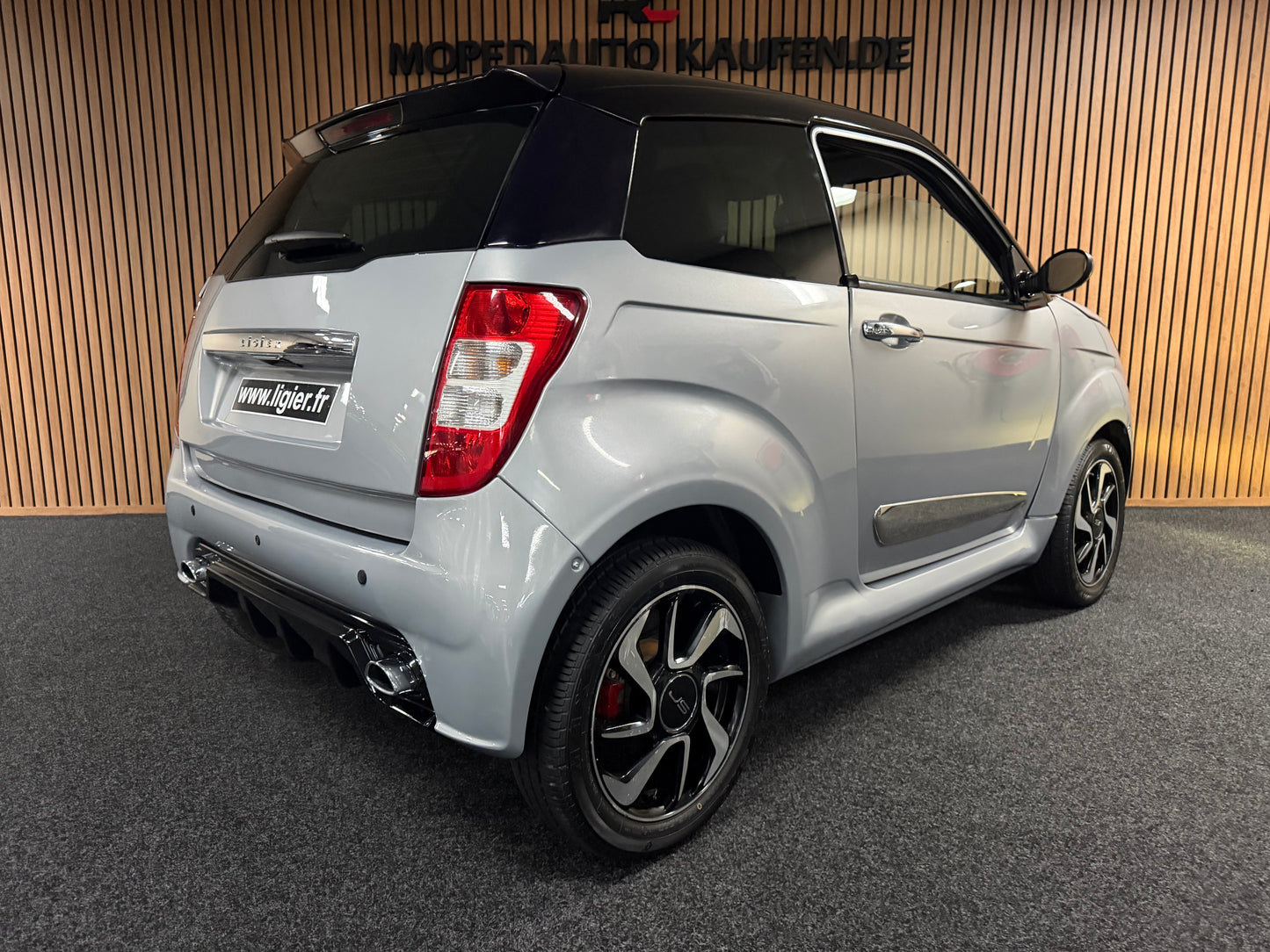 Ligier JS50L (long) Sport | 1. Besitzer | leiser DCI Motor | Rückfahrkamera | 45 km/h | Innerhalb 250 KM Kostenlose Lieferung | Mopedauto | Leichtmobile