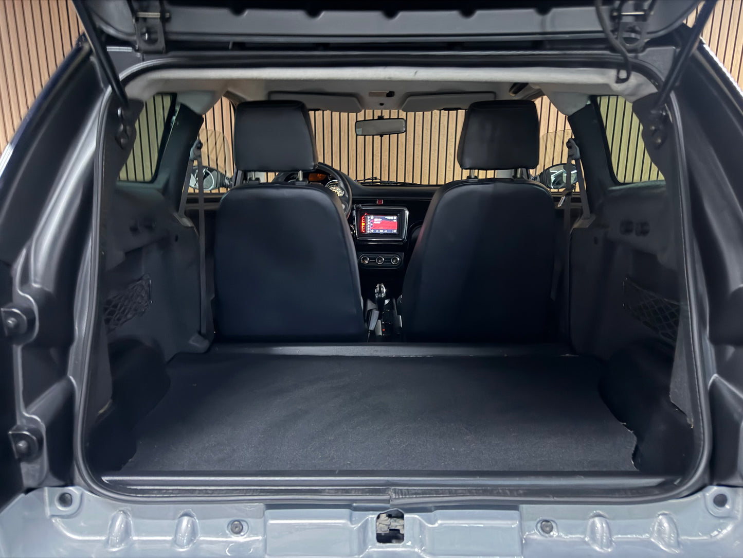 Ligier JS50L (long) Sport | 1. Besitzer | leiser DCI Motor | Rückfahrkamera | 45 km/h | Innerhalb 250 KM Kostenlose Lieferung | Mopedauto | Leichtmobile
