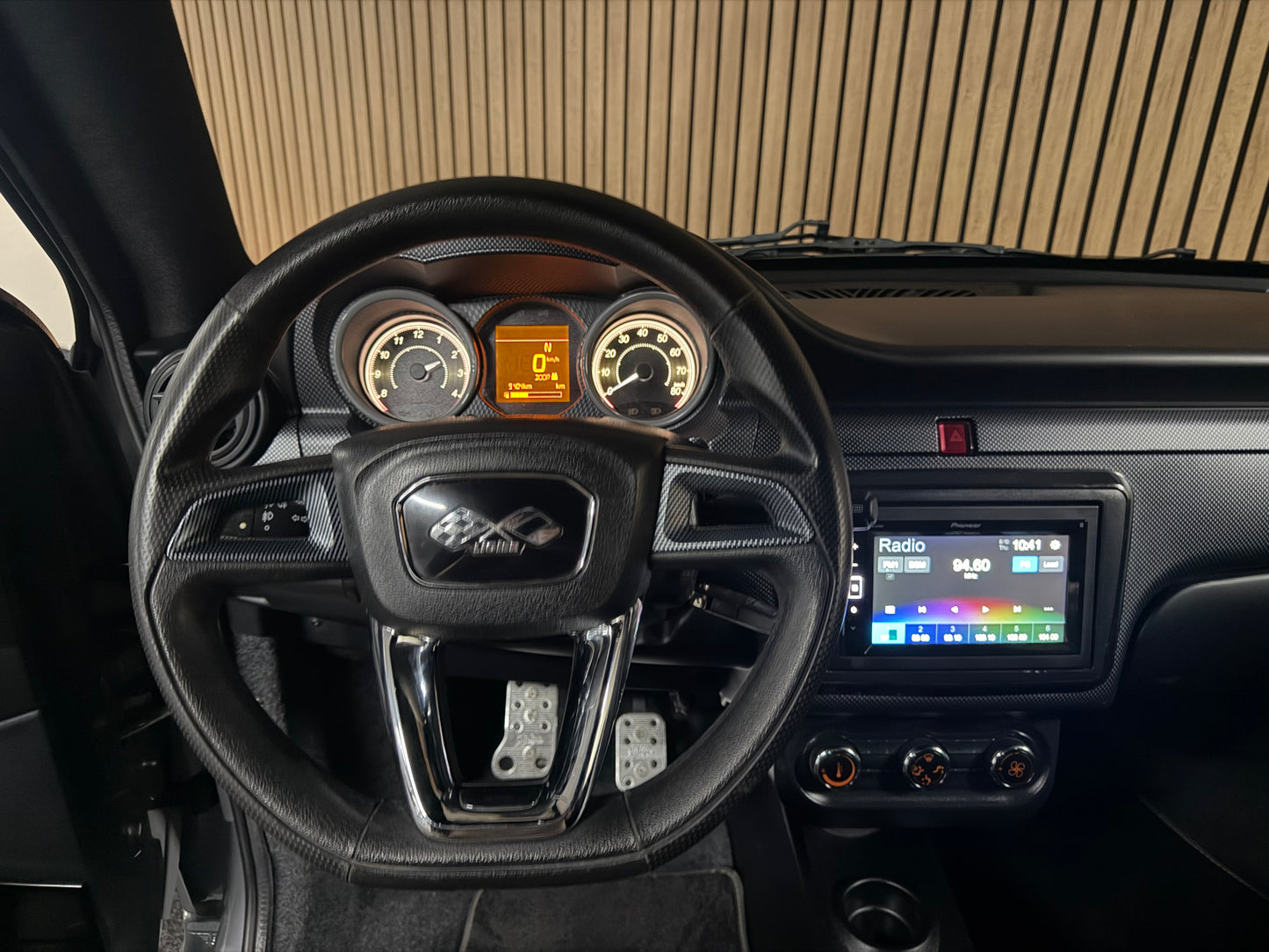 Ligier JS50 Ultimate Sport | Servo | Nardo Grau | 8 PS leiser DCI Motor | 45 km/h | Rückfahrkamera | Innerhalb 250 KM Kostenlose Lieferung | Mopedauto | Leichtmobile