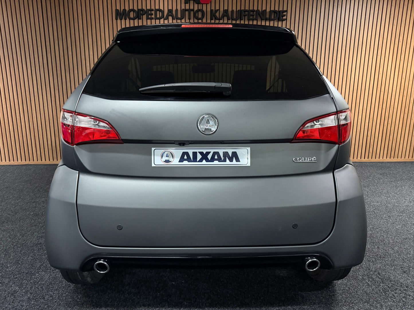 Aixam Coupé Sport Matt grau | 8 PS Kubota Motor | 45 km/h | Rückfahrkamera | Innerhalb 250 KM Kostenlose Lieferung | Mopedauto | Leichtmobile