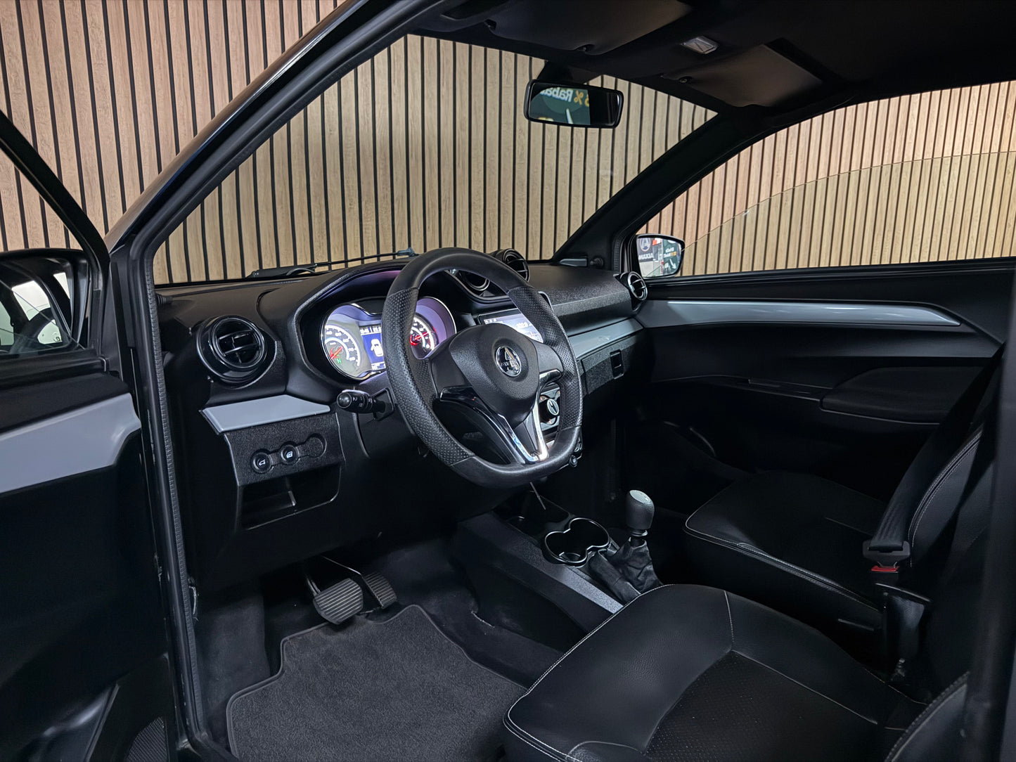 Aixam Coupé Sport Matt grau | 8 PS Kubota Motor | 45 km/h | Rückfahrkamera | Innerhalb 250 KM Kostenlose Lieferung | Mopedauto | Leichtmobile