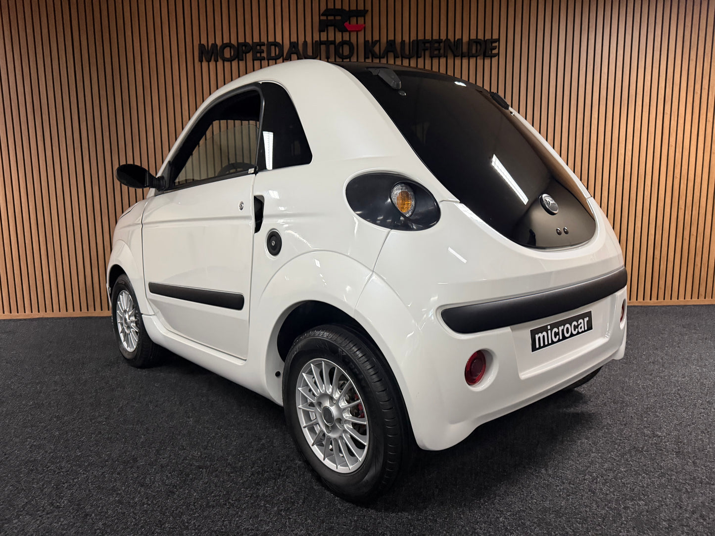 Microcar Dué Fiat 500 Look | 45 km/h | Innerhalb 250 KM Kostenlose Lieferung | Mopedauto | Leichtmobile