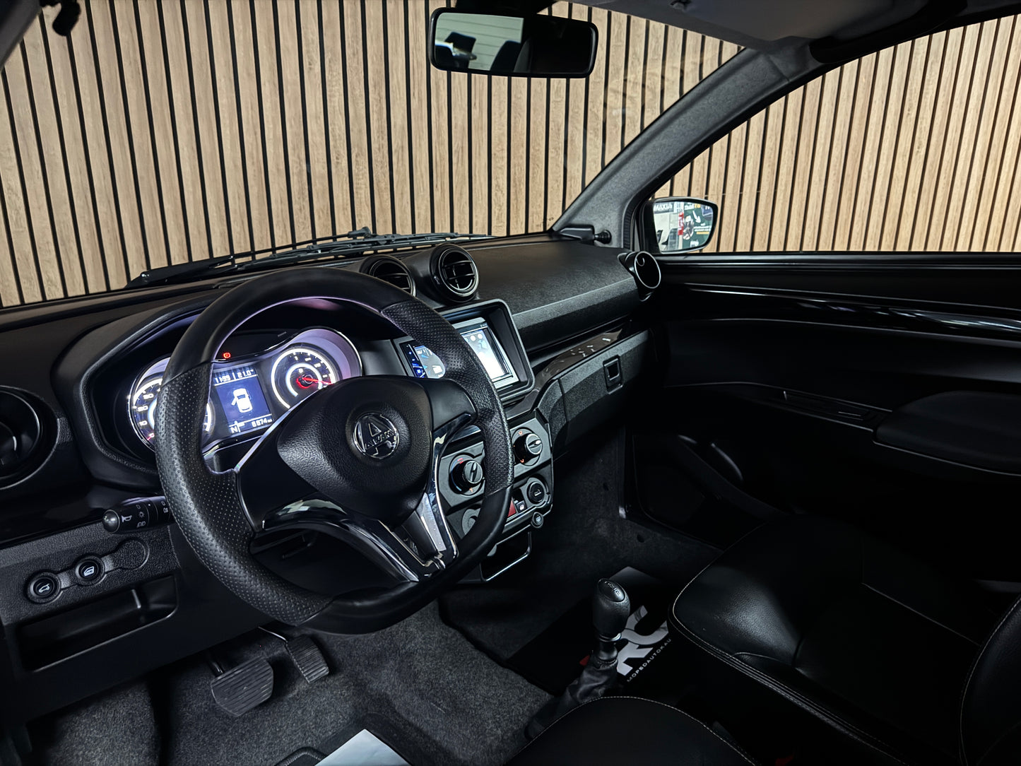 Aixam City Sport MATT GRAU GTO | 2022 | 8 PS Kubota Motor | Rückfahrkamera / Carbon | blaue Gürtel | Innerhalb 250 KM Kostenlose Lieferung | Mopedauto | Leichtmobile | Aixam | Microcar | Ligier