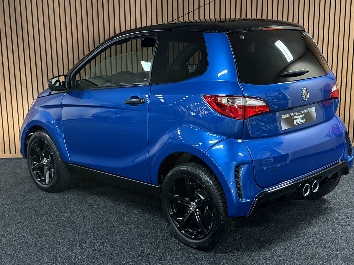 Aixam City Sport Blau / DAB + / Spotify / Apple Carplay | 8 PS Kubota Motor | 45 km/h | Rückfahrkamera | Innerhalb 250 KM Kostenlose Lieferung | Mopedauto | Leichtmobile