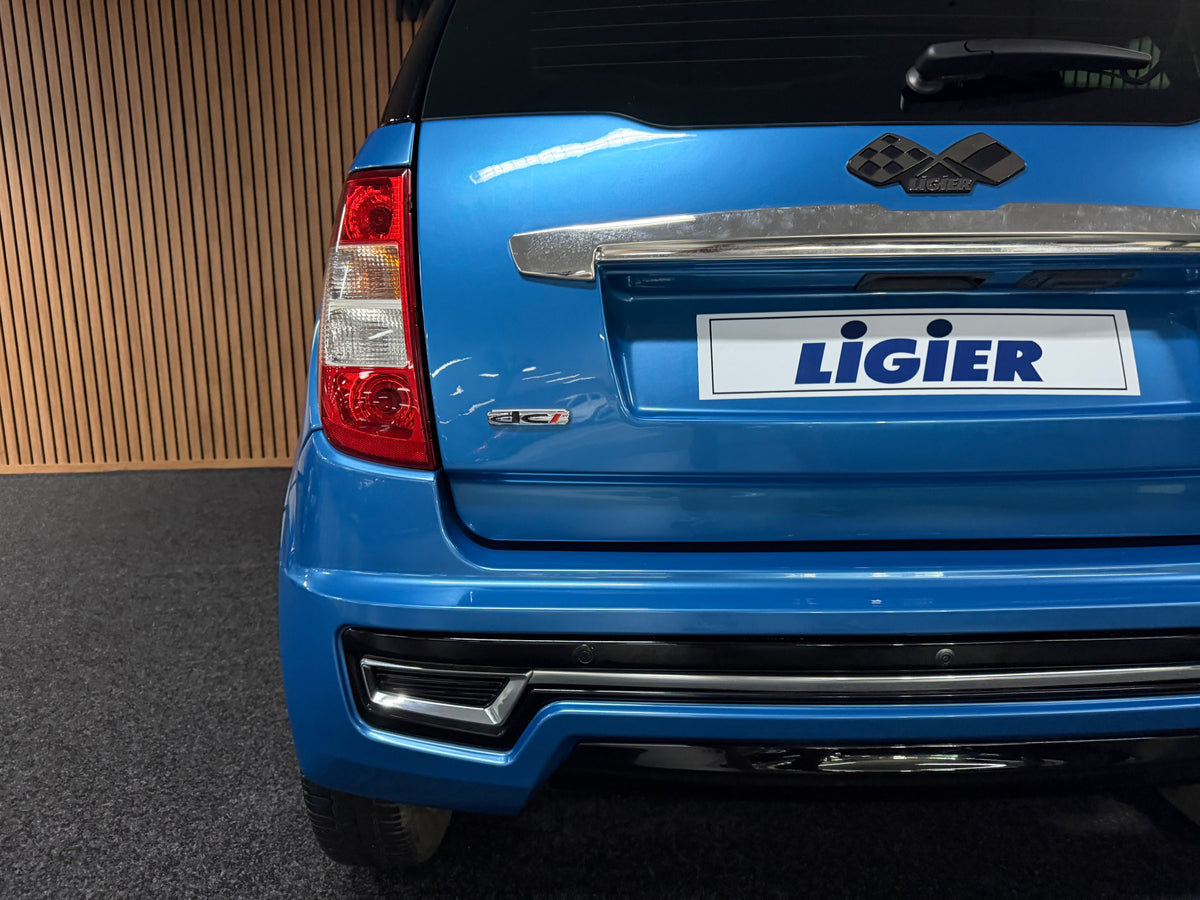 Ligier JS50L Elegance (Long) | 8 PS leiser DCI Motor | Rückfahrkamera | 45 km/h | Innerhalb 250 KM Kostenlose Lieferung | Mopedauto | Leichtmobile