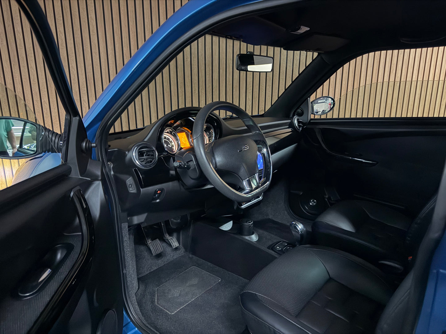 Ligier JS50L Elegance (Long) | 8 PS leiser DCI Motor | Rückfahrkamera | 45 km/h | Innerhalb 250 KM Kostenlose Lieferung | Mopedauto | Leichtmobile