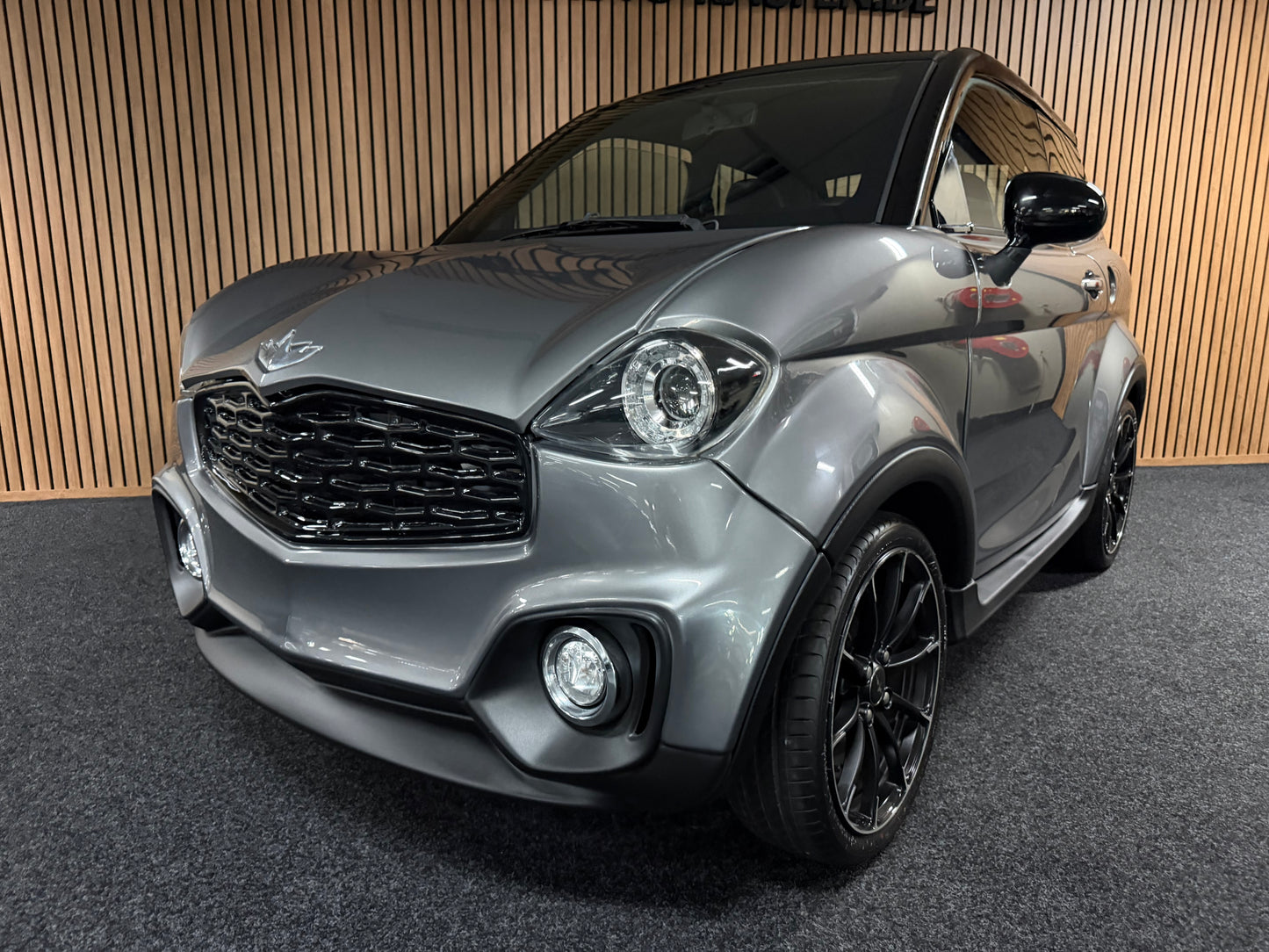 Chatenet CH46 Sport | 8 PS leiser DCI motor | Rückfahrkamera | 45 km/h | Innerhalb 250 KM Kostenlose Lieferung | Mopedauto | Leichtmobile