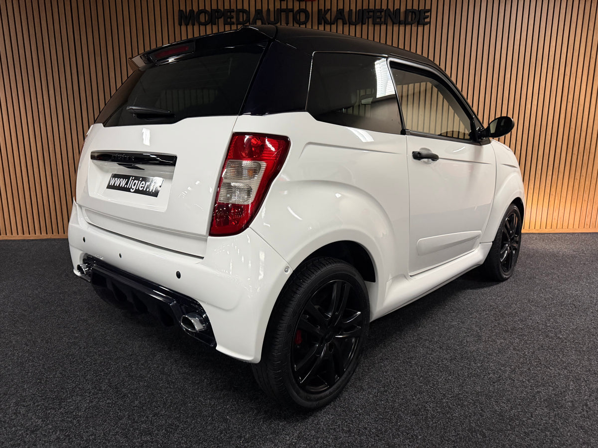 Ligier JS50L (Long) Sport | leiser DCI motor | Rückfahrkamera | 45 km/h | Innerhalb 250 KM Kostenlose Lieferung | Mopedauto | Leichtmobile