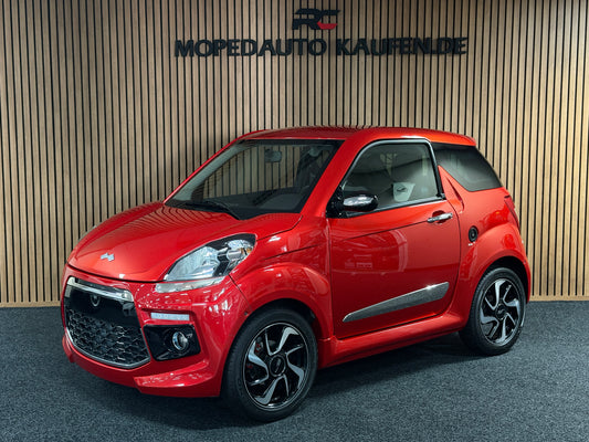 Ligier JS50 Rot Chrome Pack * Scheckheft | DCI Leiser Motor | Rückfahrkamera | 45 km/h | Rückfahrkamera | Innerhalb 250 KM Kostenlose Lieferung | Mopedauto | Leichtmobile