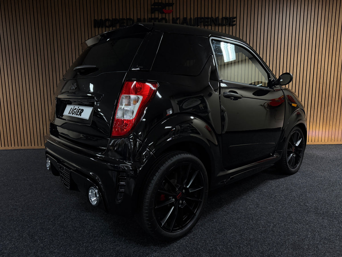 Ligier JS50 Sport Ultimate | Servo | 8 PS leiser DCI motor | Rückfahrkamera | 45 km/h | Innerhalb 250 KM Kostenlose Lieferung | Mopedauto | Leichtmobile