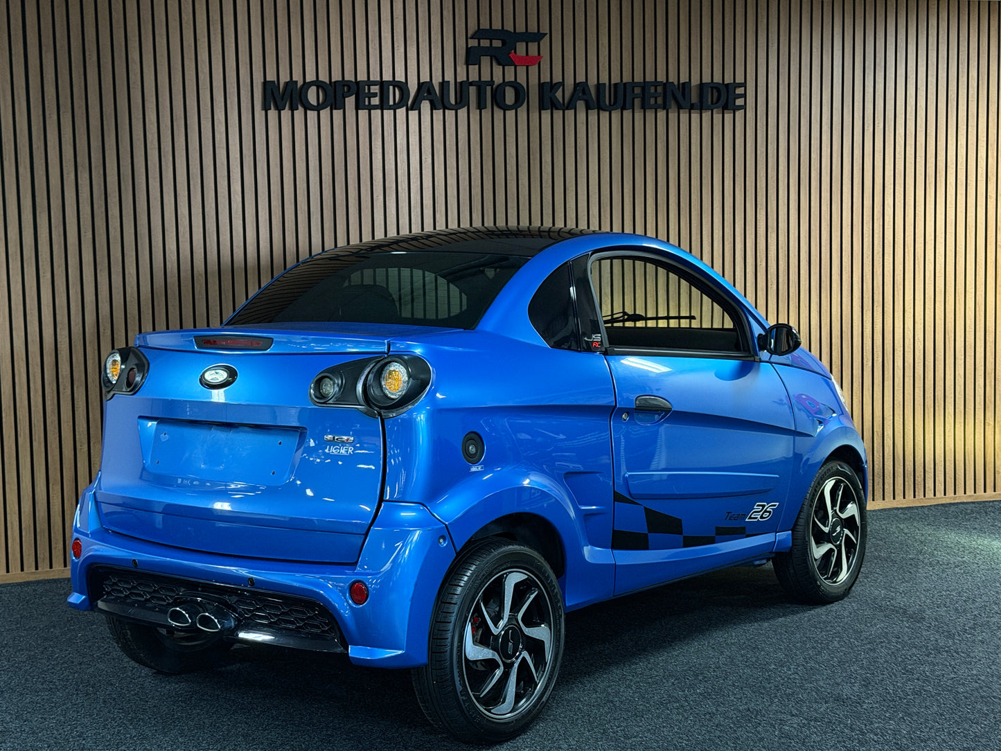 Ligier JSRC Coupe Sport | 8 PS leiser DCI Motor | Rückfahrkamera | 45 km/h | Rückfahrkamera | Innerhalb 250 KM Kostenlose Lieferung | Mopedauto | Leichtmobile
