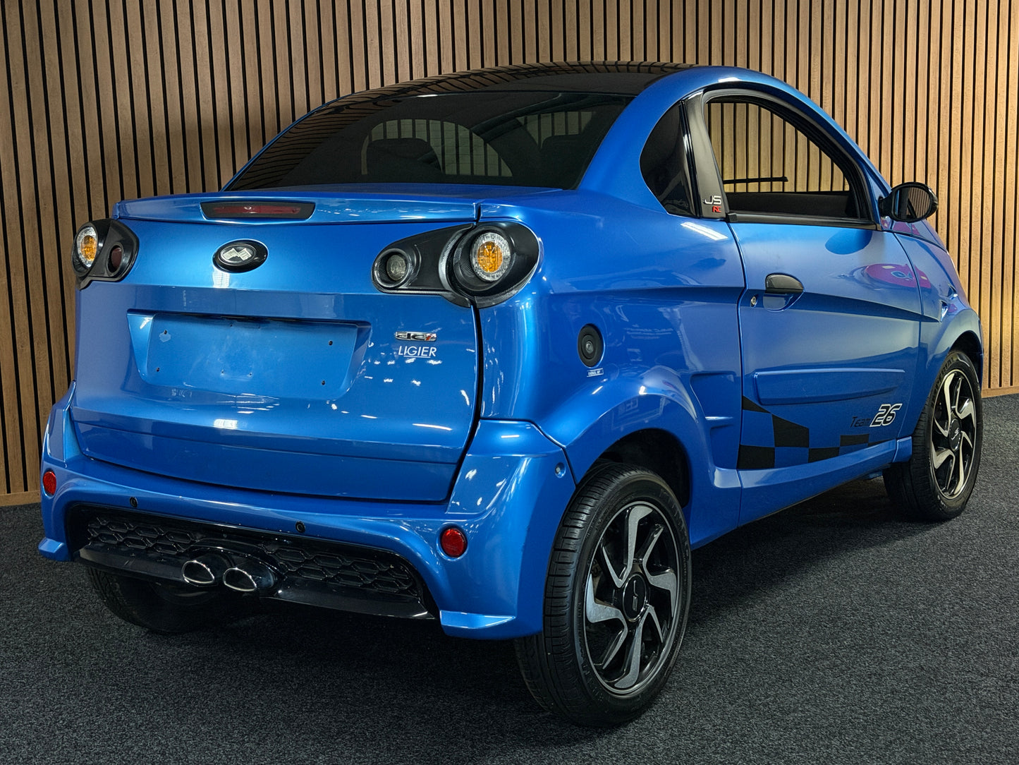 Ligier JSRC Coupe Sport | 8 PS leiser DCI Motor | Rückfahrkamera | 45 km/h | Rückfahrkamera | Innerhalb 250 KM Kostenlose Lieferung | Mopedauto | Leichtmobile