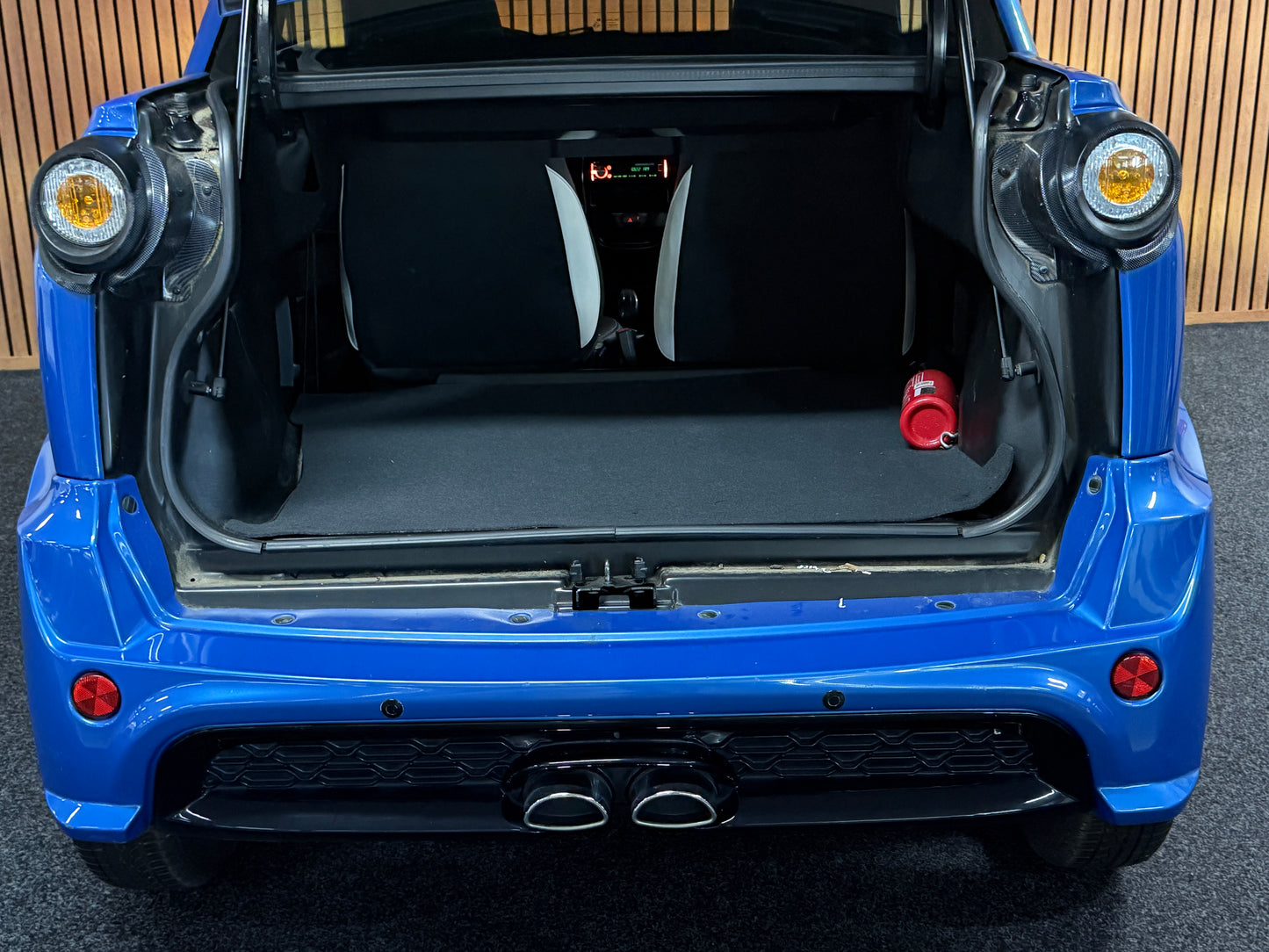 Ligier JSRC Coupe Sport | 8 PS leiser DCI Motor | Rückfahrkamera | 45 km/h | Rückfahrkamera | Innerhalb 250 KM Kostenlose Lieferung | Mopedauto | Leichtmobile