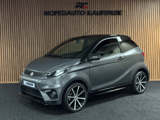 Aixam GTI Sport Matt GRAU | 8 PS Kubota Motor | Rückfahrkamera // Carbon | Alpine Multi-Media 45 km/h | Innerhalb 250 KM Kostenlose Lieferung | Mopedauto | Leichtmobile | Aixam | Microcar | Ligier