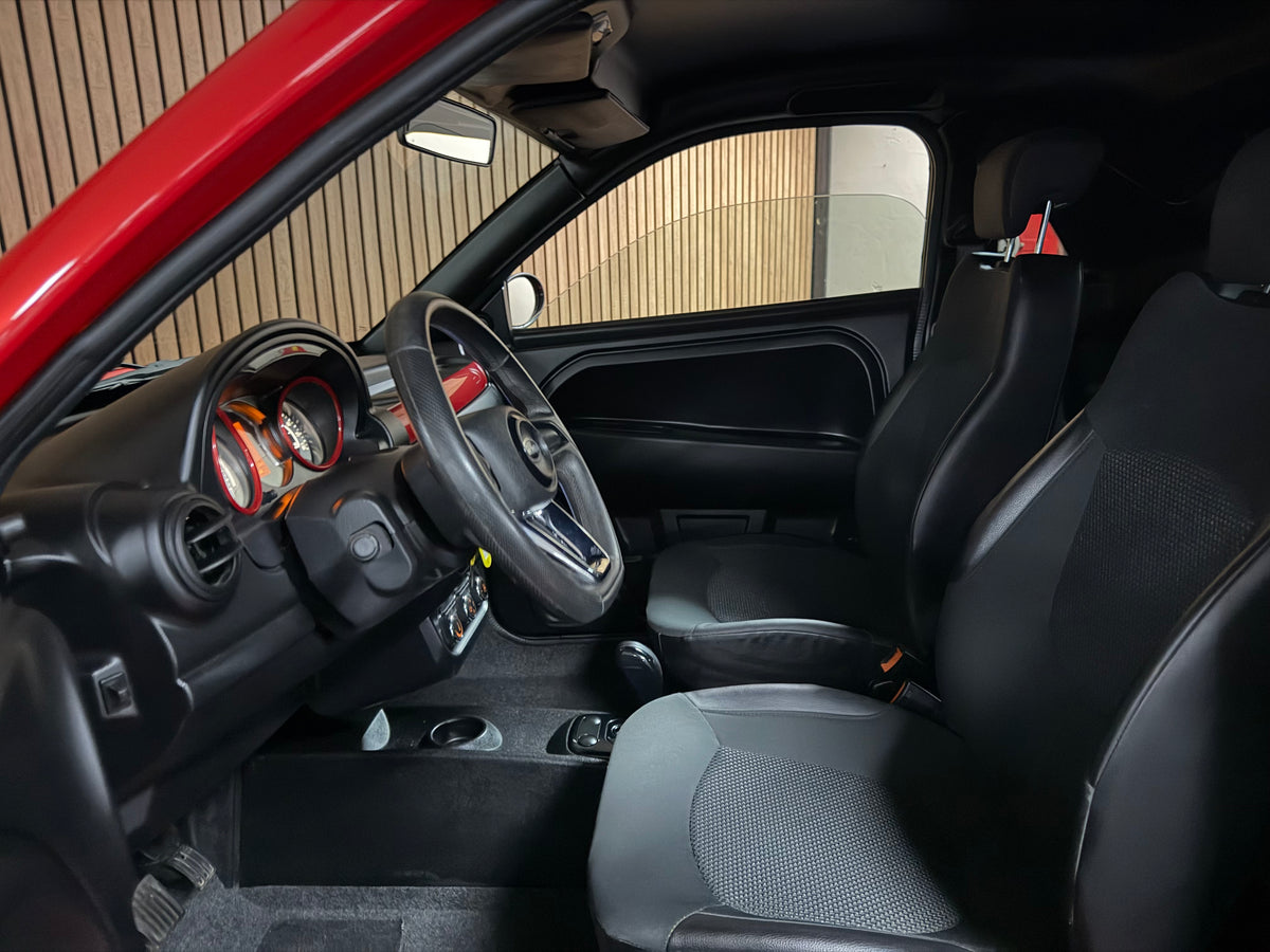 Microcar Dué Pack 2023 | Servo | 8 PS leiser DCI motor | Rückfahrkamera | 45 km/h | Innerhalb 250 KM Kostenlose Lieferung | Mopedauto | Leichtmobile