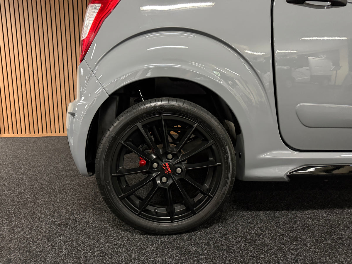Ligier JS 50/56 Sport Ultimate Facelift | Nardo Grau | 8 PS leiser DCI Motor | 45 km/h | Innerhalb 250 KM Kostenlose Lieferung | Mopedauto | Leichtmobile