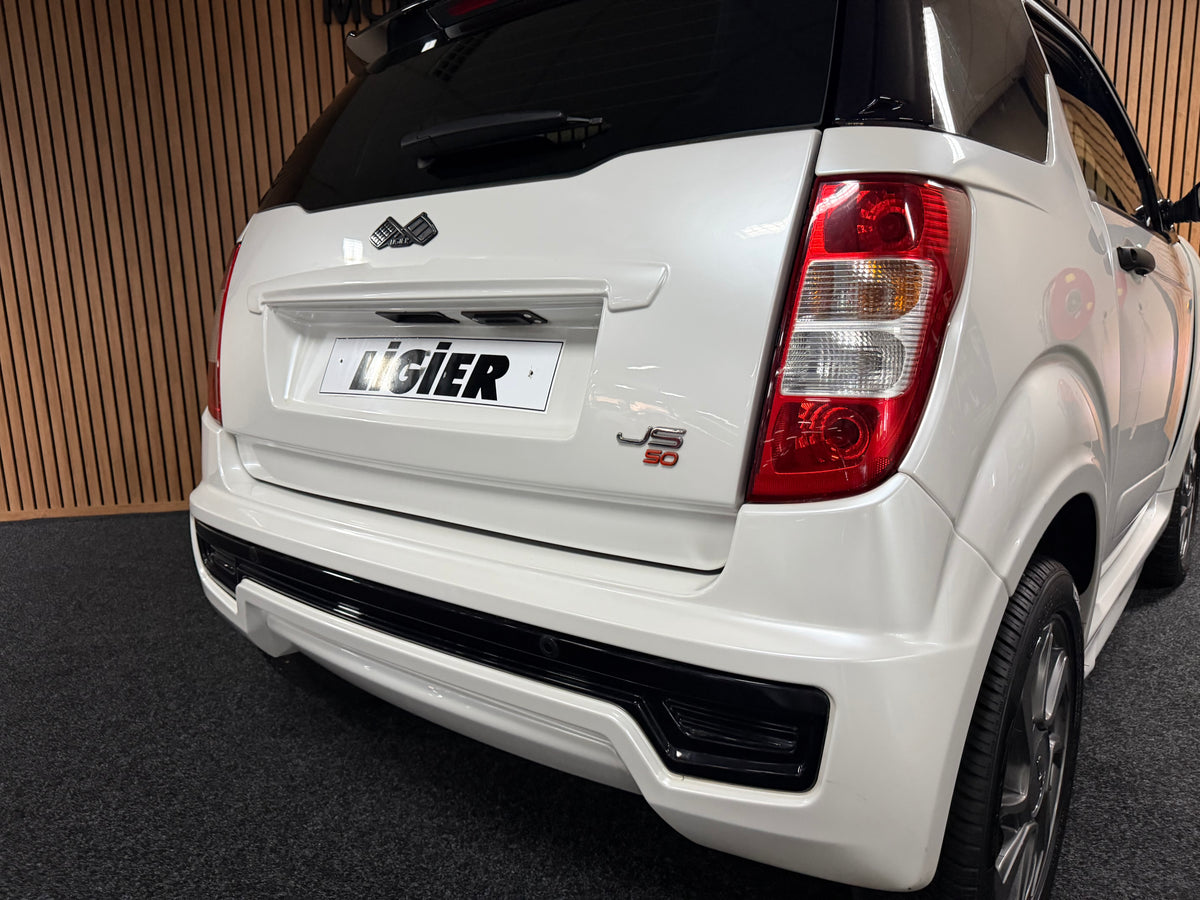 Ligier JS50 Sport Elegance | 8 PS | 45 km/h | Innerhalb 250 KM Kostenlose Lieferung | Mopedauto | Leichtmobile