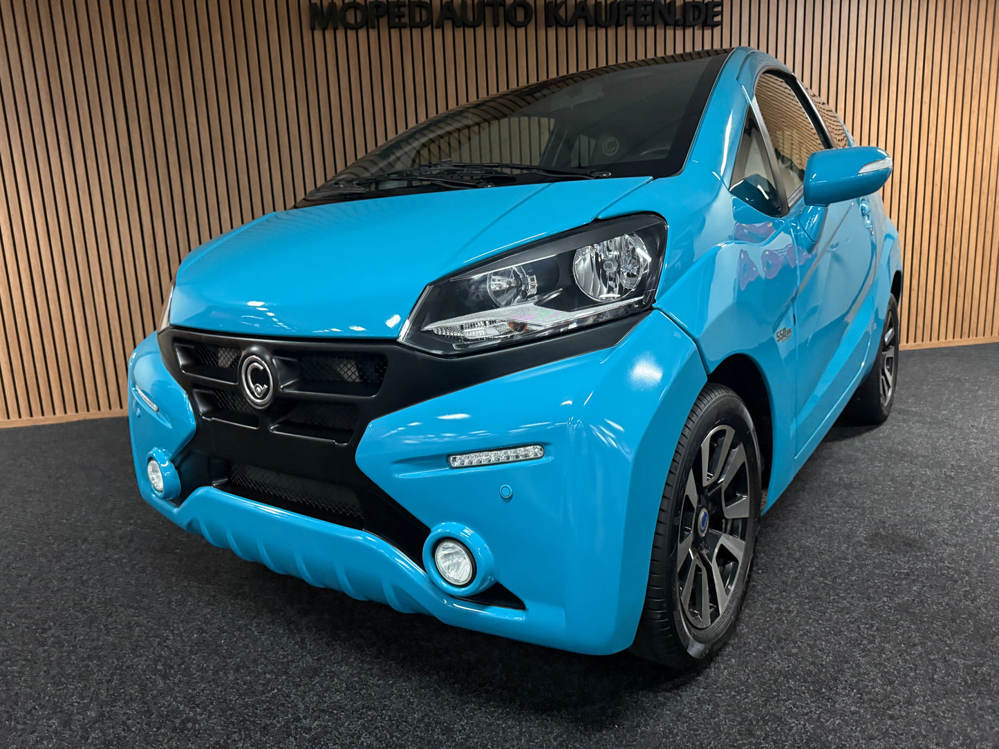 Casalini M20 550 Eco Tech | 8 PS leiser DCI Motor | 45 km/h | Rückfahrkamera | Innerhalb 250 KM Kostenlose Lieferung | Mopedauto | Leichtmobile