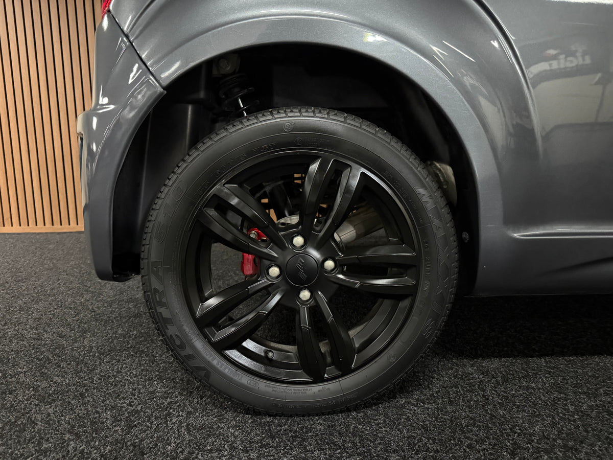 Ligier JS50 L Sport | Rückfahrkamera | 8 PS leiser DCI Motor | 45 km/h | Innerhalb 250 KM Kostenlose Lieferung | Mopedauto | Leichtmobile