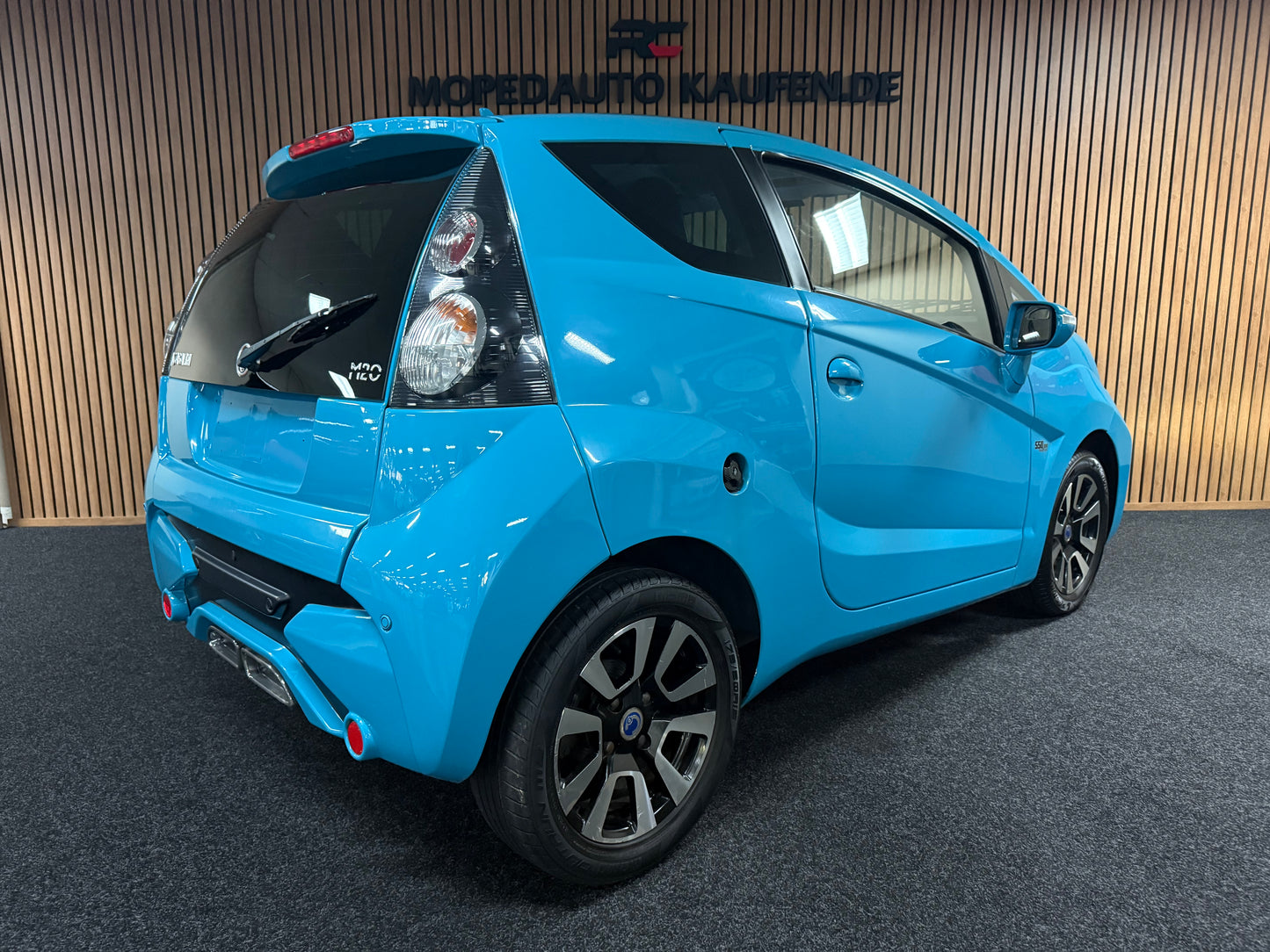 Casalini M20 550 Eco Tech | 8 PS leiser DCI Motor | 45 km/h | Rückfahrkamera | Innerhalb 250 KM Kostenlose Lieferung | Mopedauto | Leichtmobile