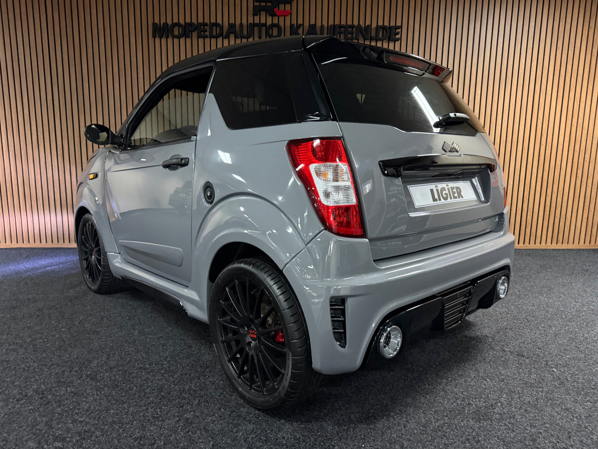 Ligier JS 50 Ultimate Sport | Klima | Nardo Grau | 8 PS leiser DCI Motor | Rückfahrkamera | 45 km/h | Innerhalb 250 KM Kostenlose Lieferung | Mopedauto | Leichtmobile