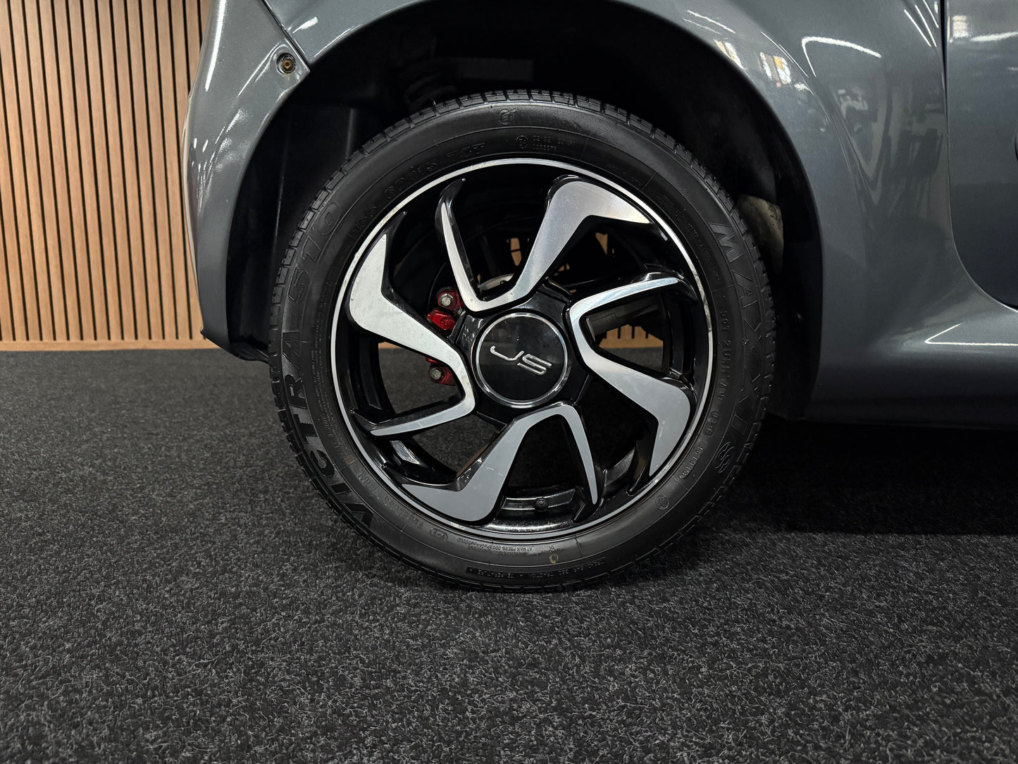 Ligier JS50 Sport | leiser DCI Motor  | 45 km/h | Innerhalb 250 KM Kostenlose Lieferung | Mopedauto | Leichtmobile