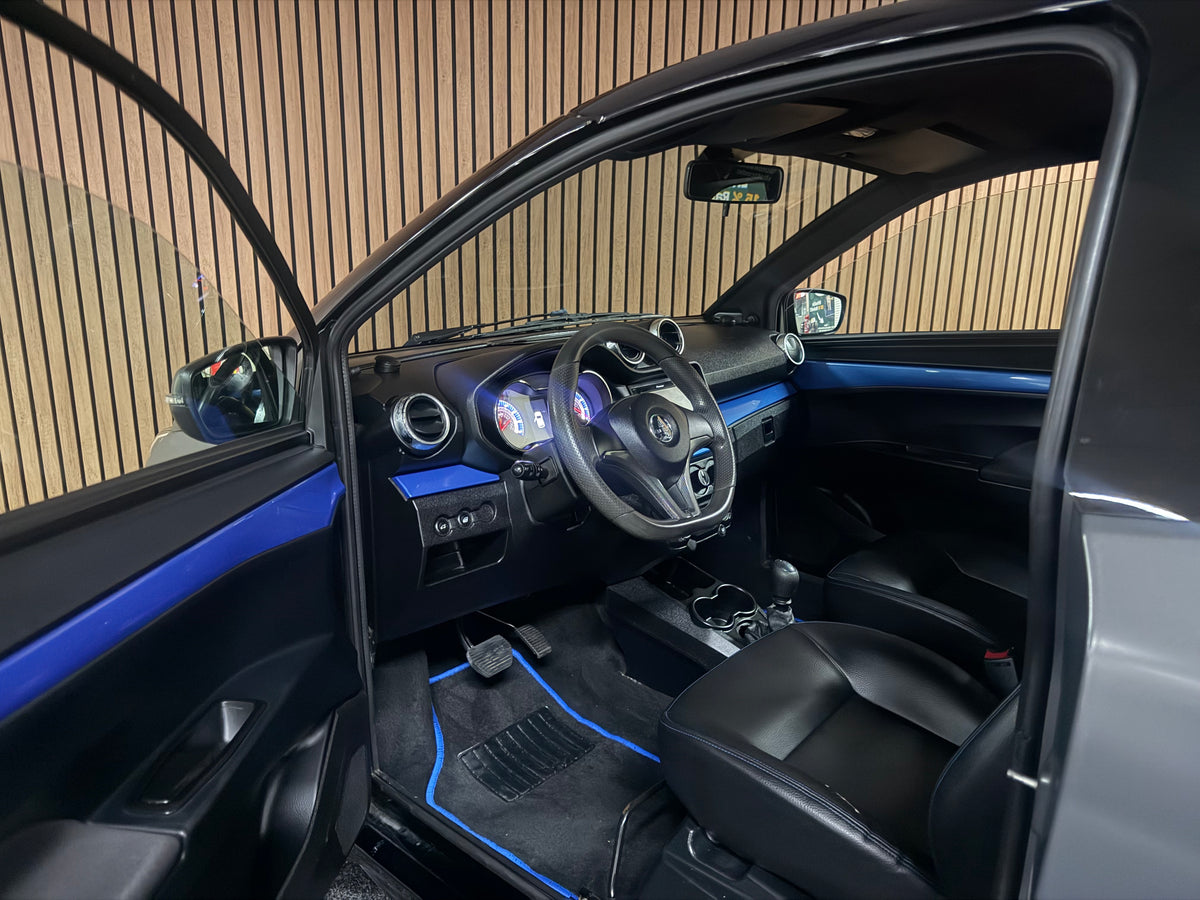 Aixam GTI Matt Grau | 8 PS leiser DCI Motor | 45 km/h | Innerhalb 250 KM Kostenlose Lieferung | Mopedauto | Leichtmobile