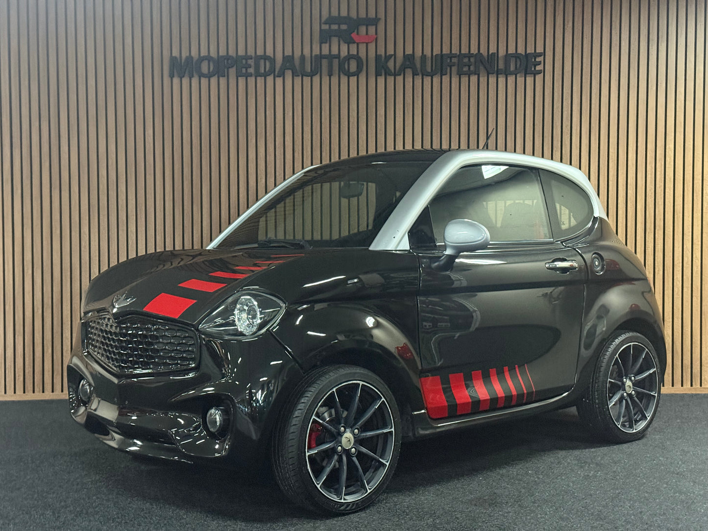 Chatenet CH40 R Line Sport | 8 PS leiser DCI Motor | Rückfahrkamera | 45 km/h | Innerhalb 250 KM Kostenlose Lieferung | Mopedauto | Leichtmobile