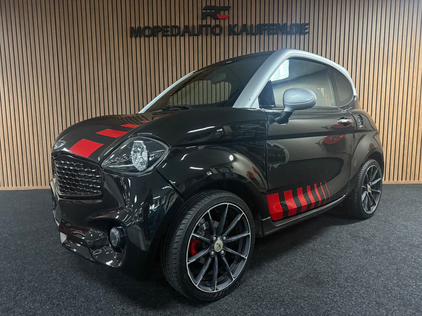 Chatenet CH40 R Line Sport | 8 PS leiser DCI Motor | Rückfahrkamera | 45 km/h | Innerhalb 250 KM Kostenlose Lieferung | Mopedauto | Leichtmobile