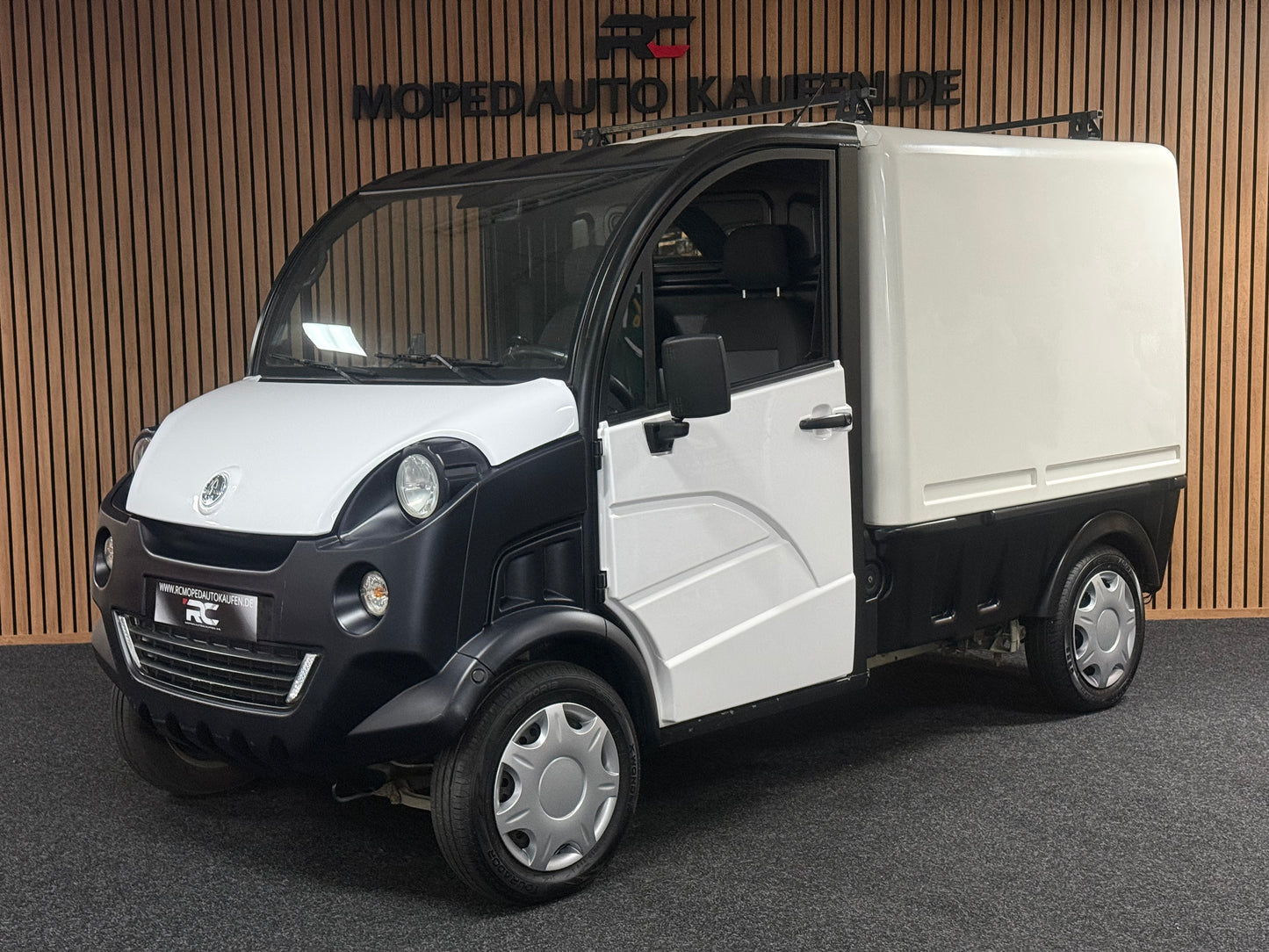 Aixam D-Truck Kastenwagen | 8 PS Motor | 45 km/h | Rückfahrkamera | Innerhalb 250 KM Kostenlose Lieferung | Mopedauto | Leichtmobile