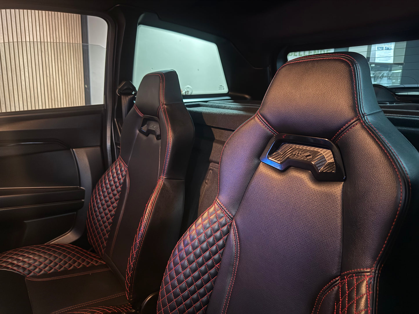 Ligier JS60 Sport Ultimate | Servolenkung | 8 PS leiser DCI Motor | 45 km/h | Rückfahrkamera | Innerhalb 250 KM Kostenlose Lieferung | Mopedauto | Leichtmobile