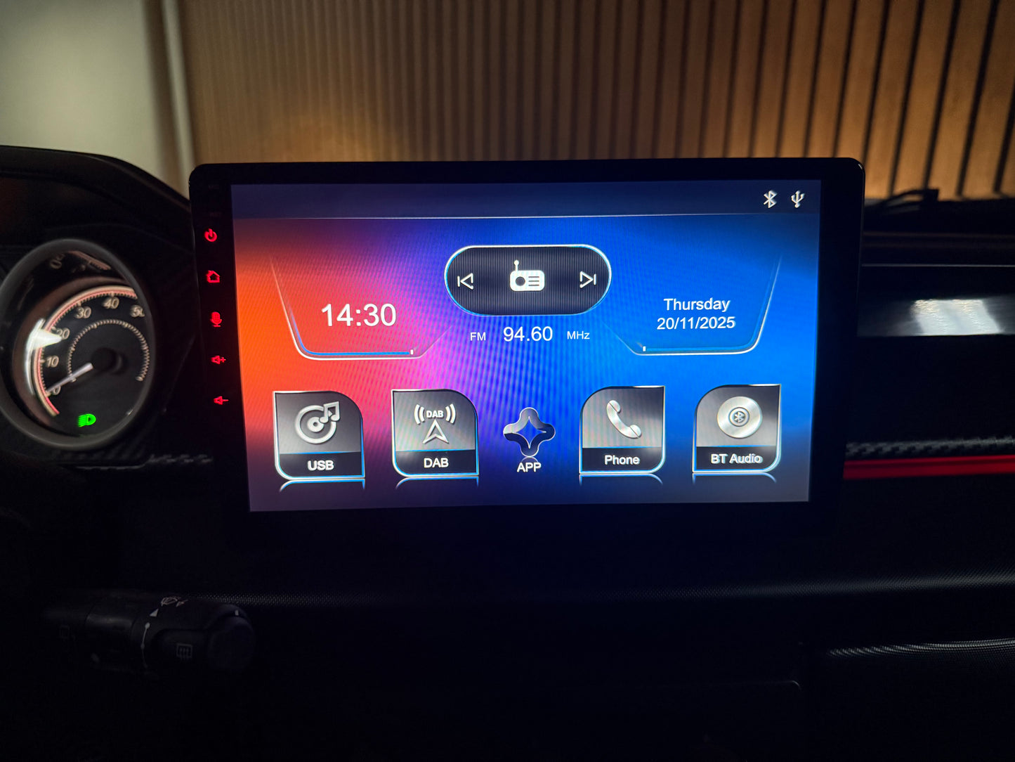 Ligier JS60 Sport Ultimate | Servolenkung | 8 PS leiser DCI Motor | 45 km/h | Rückfahrkamera | Innerhalb 250 KM Kostenlose Lieferung | Mopedauto | Leichtmobile