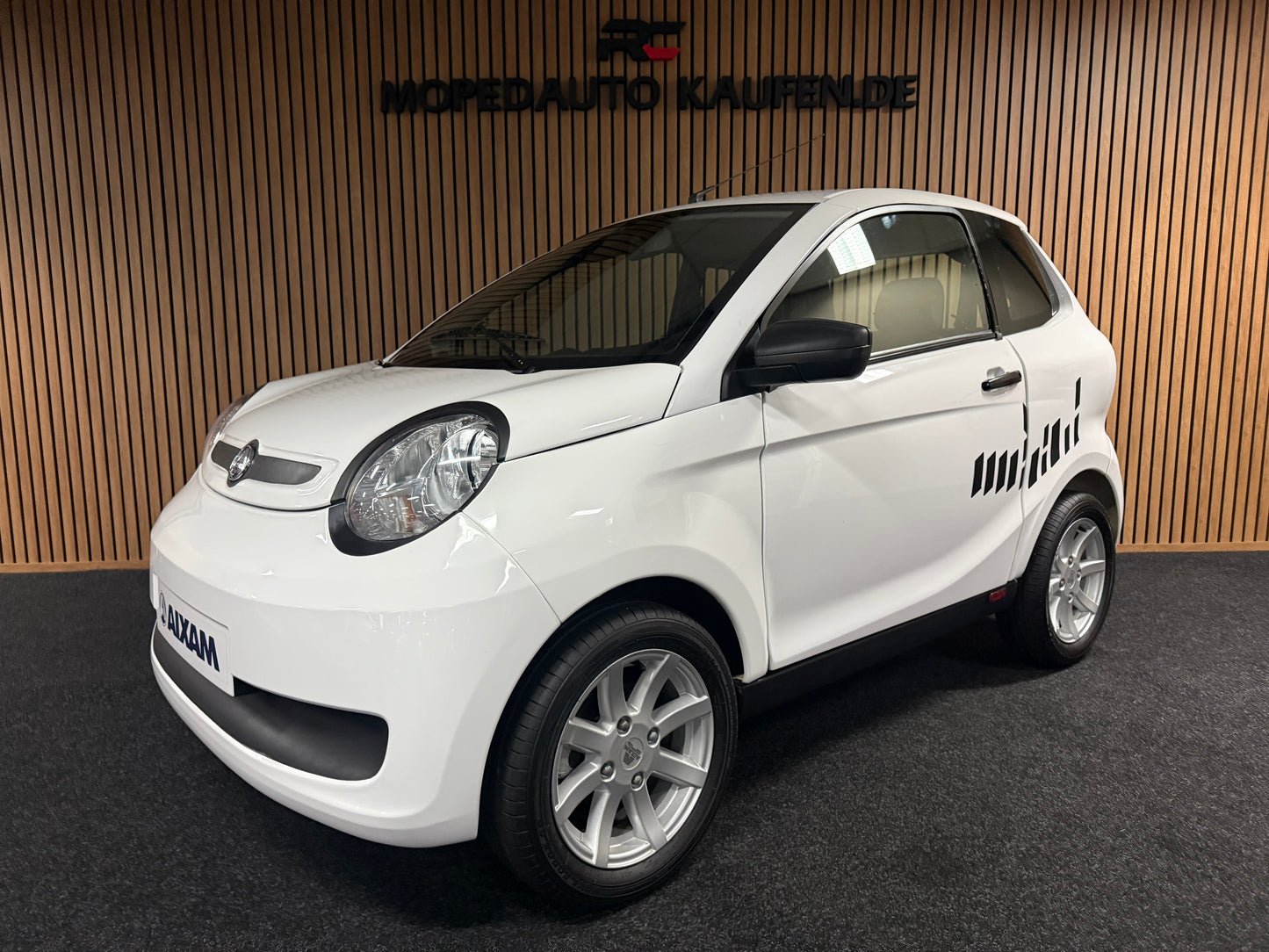 Aixam Minauto Sport 2021 | 3535 KM | 8 PS Motor | 45 km/h | Innerhalb 250 KM Kostenlose Lieferung | Mopedauto | Leichtmobile