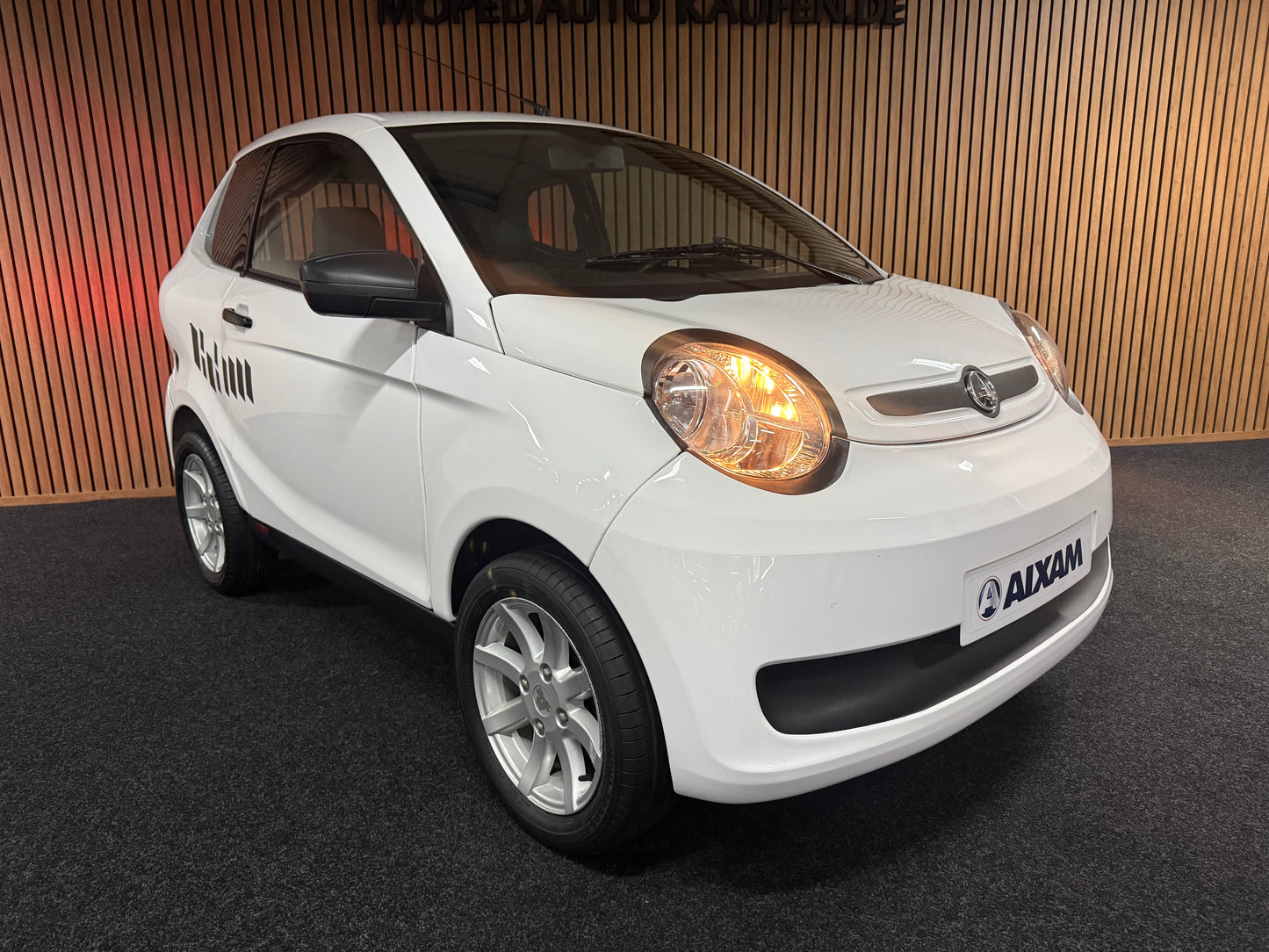 Aixam Minauto Sport 2021 | 3535 KM | 8 PS Motor | 45 km/h | Innerhalb 250 KM Kostenlose Lieferung | Mopedauto | Leichtmobile