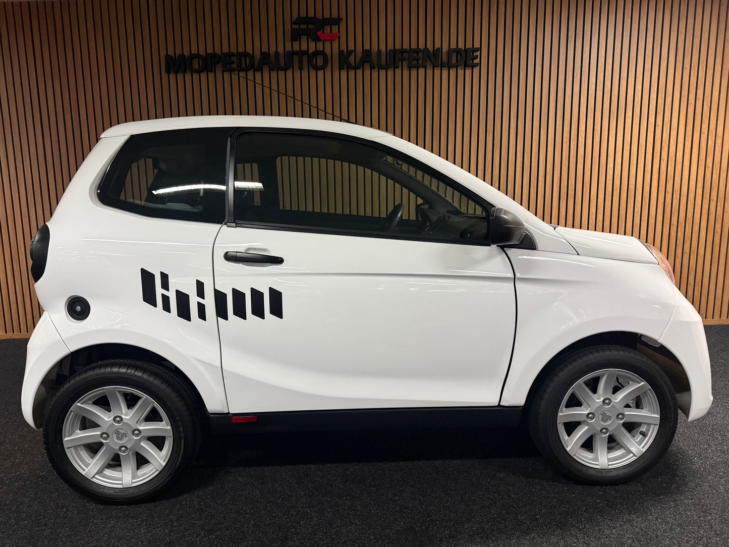 Aixam Minauto Sport 2021 | 3535 KM | 8 PS Motor | 45 km/h | Innerhalb 250 KM Kostenlose Lieferung | Mopedauto | Leichtmobile