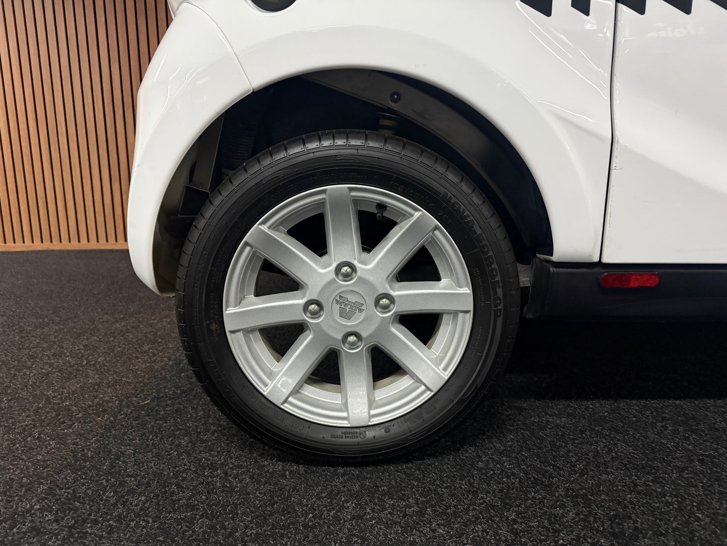 Aixam Minauto Sport 2021 | 3535 KM | 8 PS Motor | 45 km/h | Innerhalb 250 KM Kostenlose Lieferung | Mopedauto | Leichtmobile