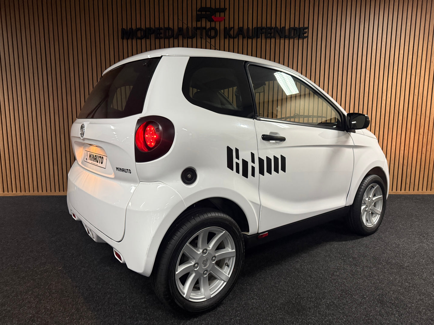 Aixam Minauto Sport 2021 | 3535 KM | 8 PS Motor | 45 km/h | Innerhalb 250 KM Kostenlose Lieferung | Mopedauto | Leichtmobile