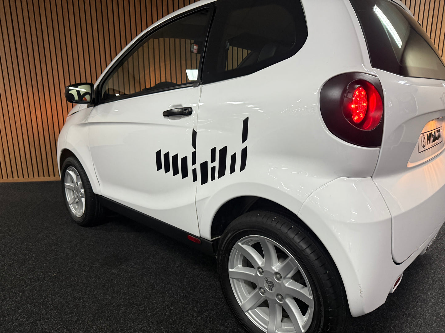 Aixam Minauto Sport 2021 | 3535 KM | 8 PS Motor | 45 km/h | Innerhalb 250 KM Kostenlose Lieferung | Mopedauto | Leichtmobile