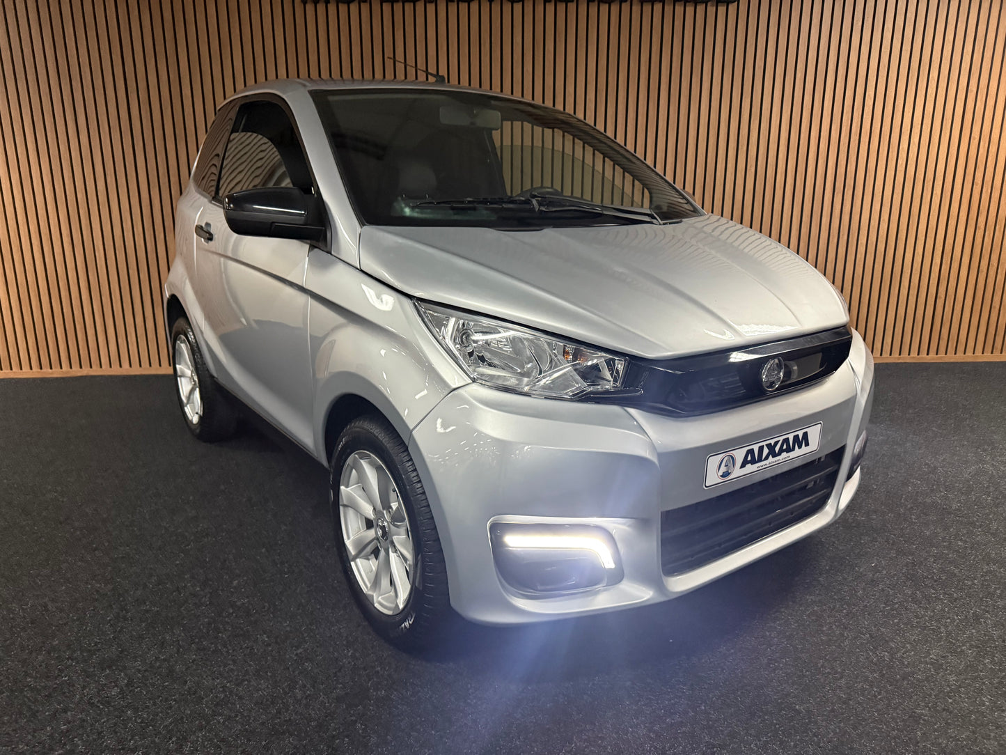 Aixam City Sport 2022  | Multi-Media | 8 PS Motor | 45 km/h | Rückfahrkamera | Innerhalb 250 KM Kostenlose Lieferung | Mopedauto | Leichtmobile