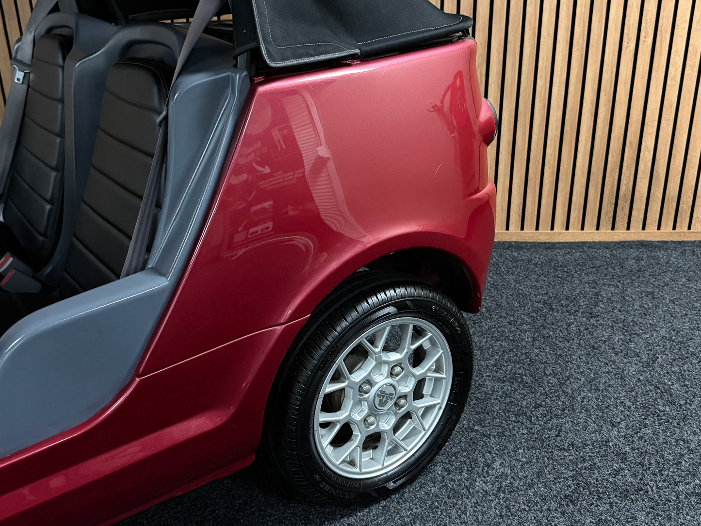 Aixam Mac Cabrio **Selten** | 5 PS Kubota Motor | 45 km/h | Rückfahrkamera | Innerhalb 250 KM Kostenlose Lieferung | Mopedauto | Leichtmobile