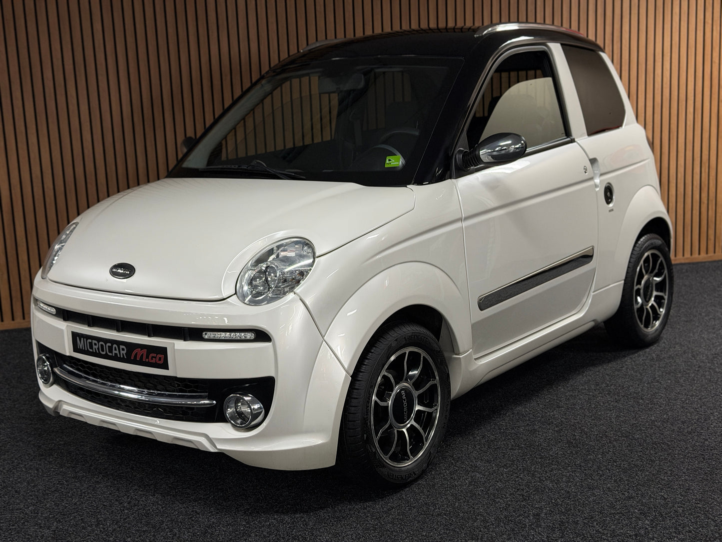 Microcar M.Go Luxe | leiser DCI Motor | 45 km/h | Innerhalb 250 KM Kostenlose Lieferung | Mopedauto | Leichtmobile