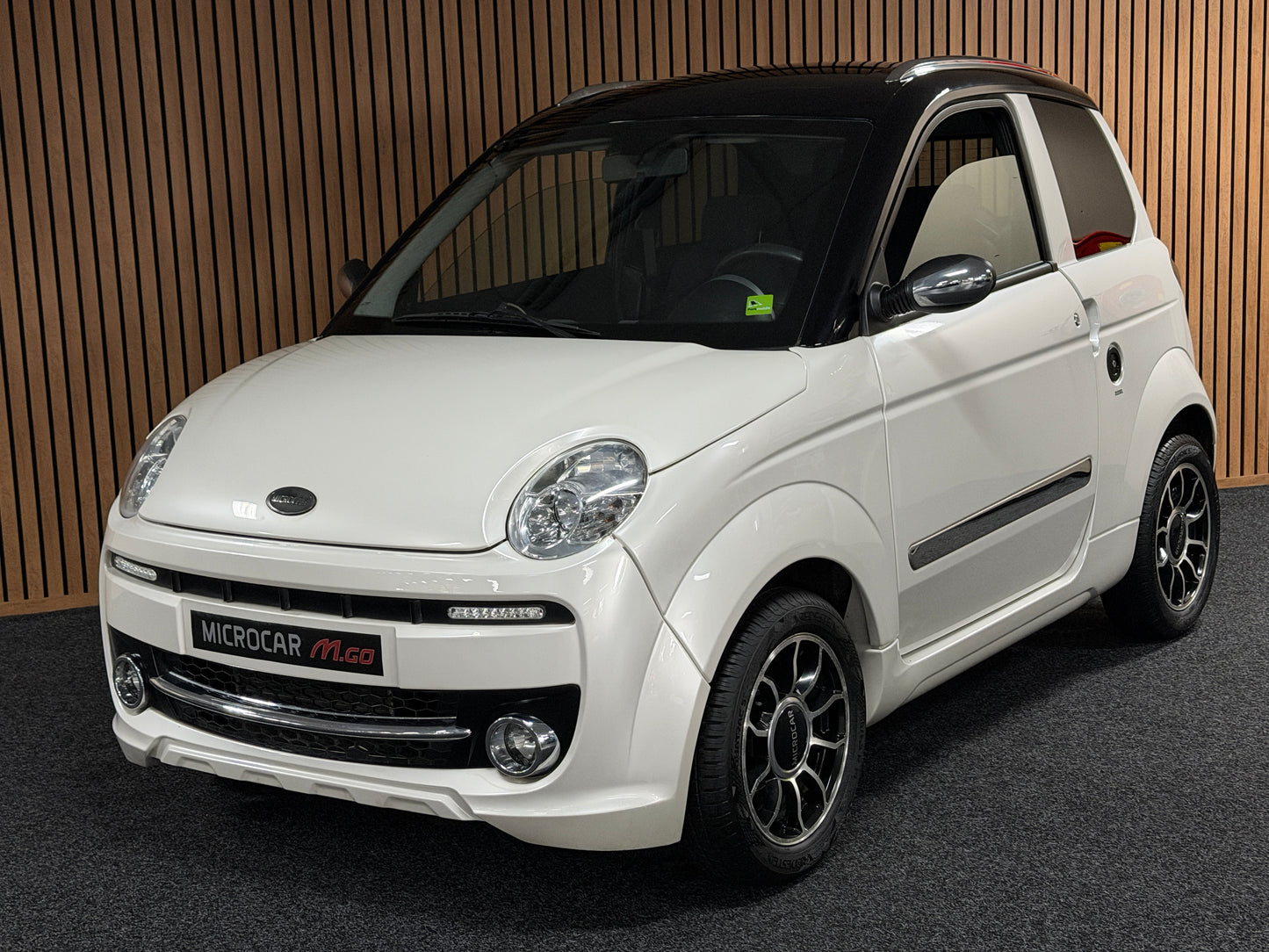 Microcar M.Go Luxe | leiser DCI Motor | 45 km/h | Innerhalb 250 KM Kostenlose Lieferung | Mopedauto | Leichtmobile
