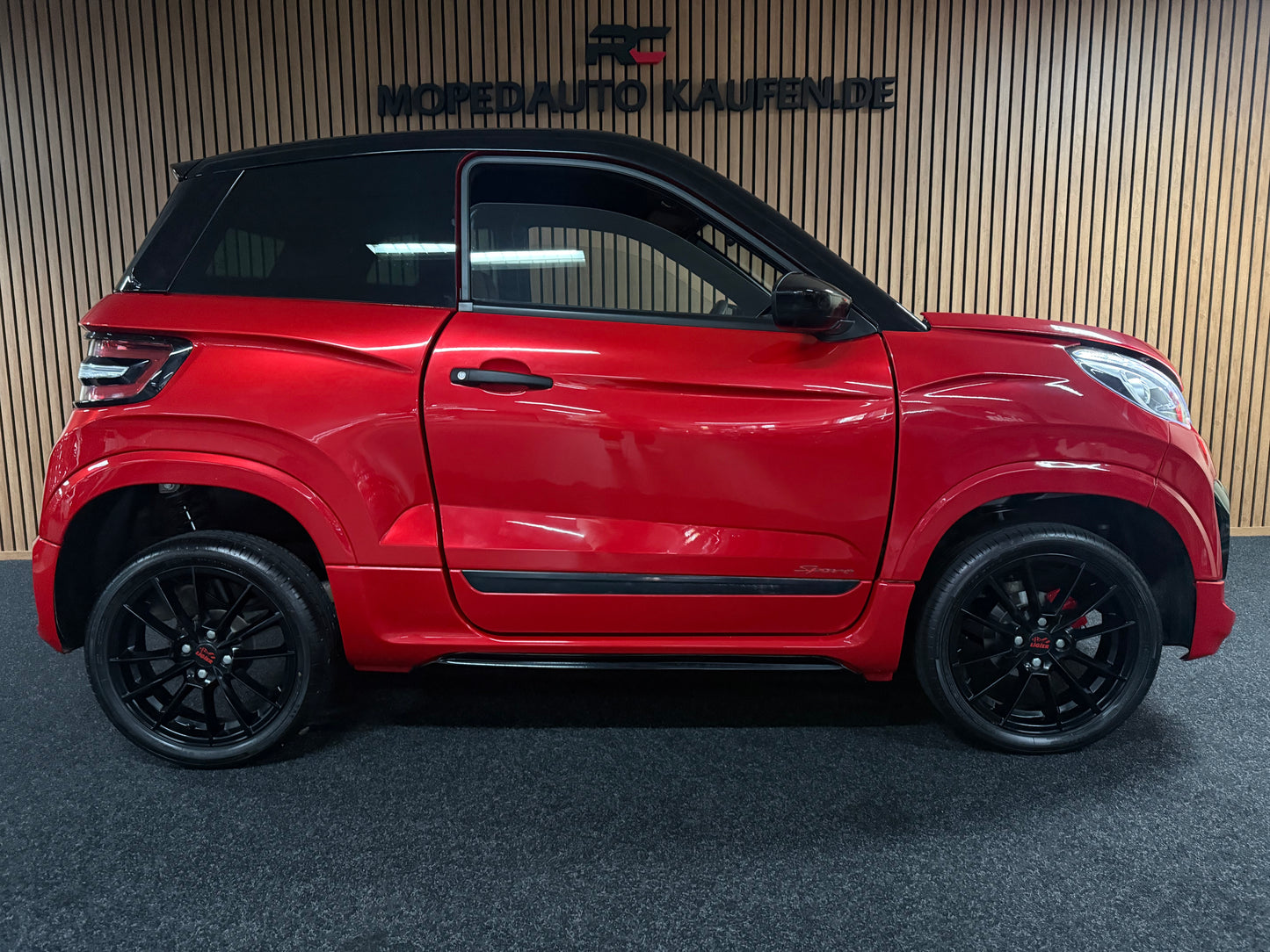 Ligier JS60 Sport Ultimate 2023 | 2149 KM | Servolenkung | 8 PS leiser DCI Motor | 45 km/h | Rückfahrkamera | Innerhalb 250 KM Kostenlose Lieferung | Mopedauto | Leichtmobile