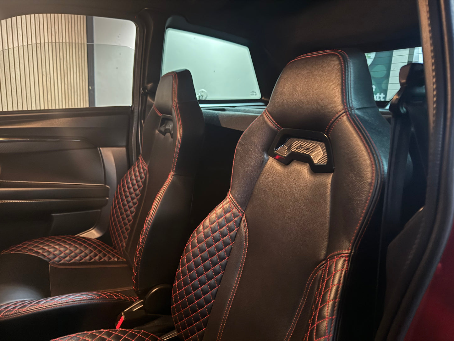 Ligier JS60 Sport Ultimate 2023 | 2149 KM | Servolenkung | 8 PS leiser DCI Motor | 45 km/h | Rückfahrkamera | Innerhalb 250 KM Kostenlose Lieferung | Mopedauto | Leichtmobile