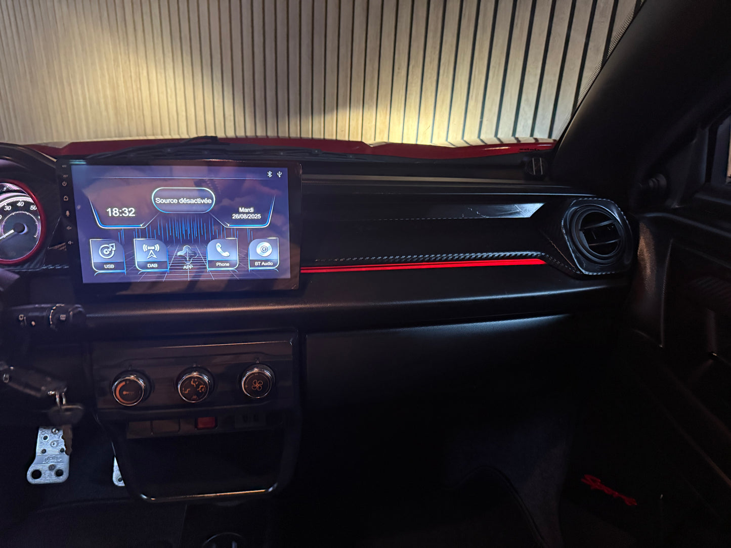 Ligier JS60 Sport Ultimate 2023 | 2149 KM | Servolenkung | 8 PS leiser DCI Motor | 45 km/h | Rückfahrkamera | Innerhalb 250 KM Kostenlose Lieferung | Mopedauto | Leichtmobile