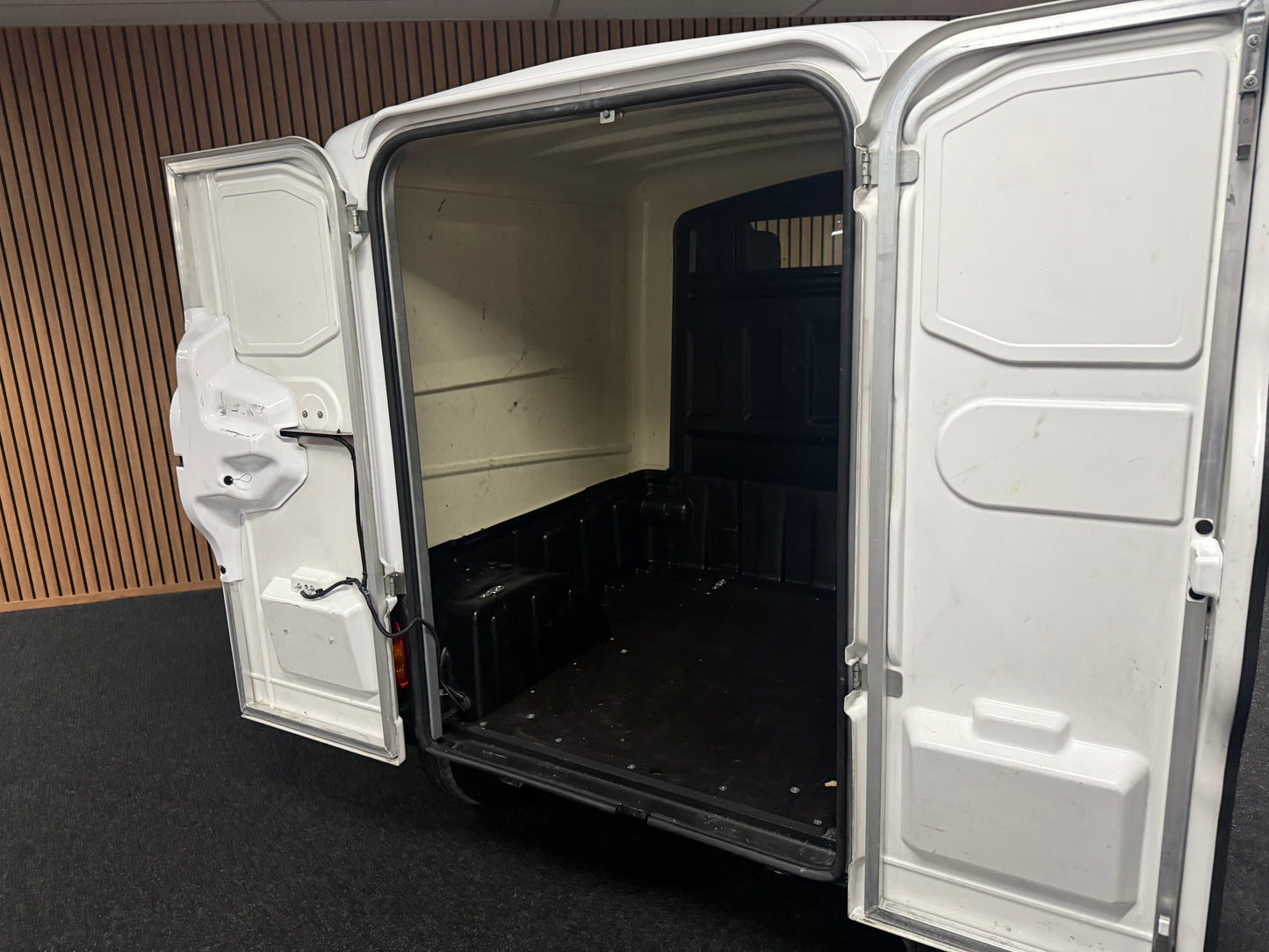 Aixam D-Truck Mega Kastenwagen 2024 |  | 8 PS Kubota Motor | Rückfahrkamera | 45 km/h | Rückfahrkamera | Innerhalb 250 KM Kostenlose Lieferung | Mopedauto | Leichtmobile